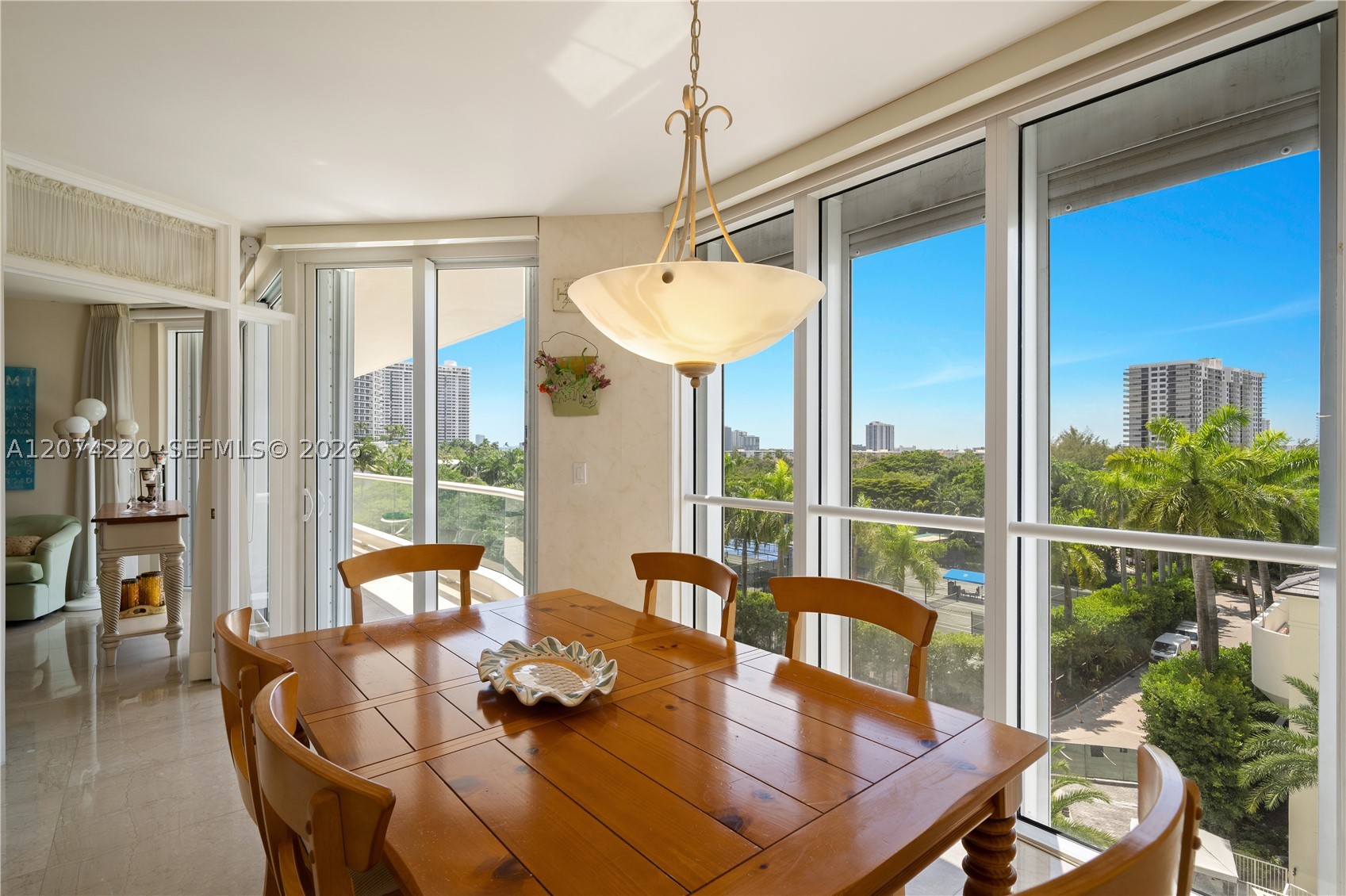 7000 Island Blvd #609 Aventura, FL 33160