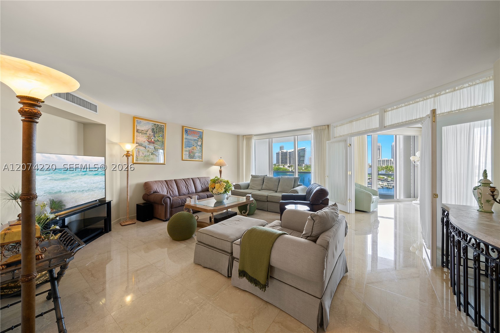 7000 Island Blvd #609 Aventura, FL 33160