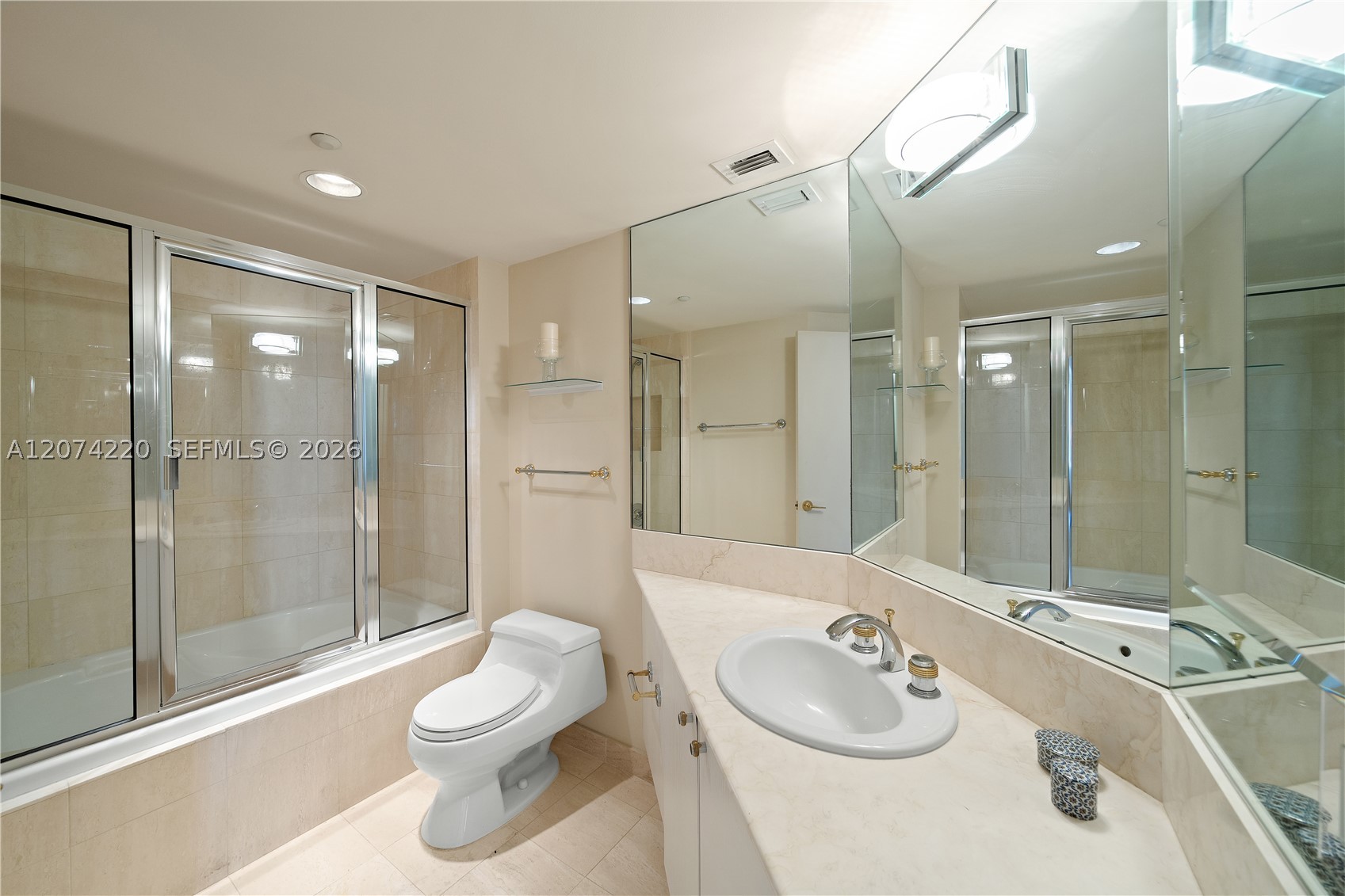 7000 Island Blvd #609 Aventura, FL 33160