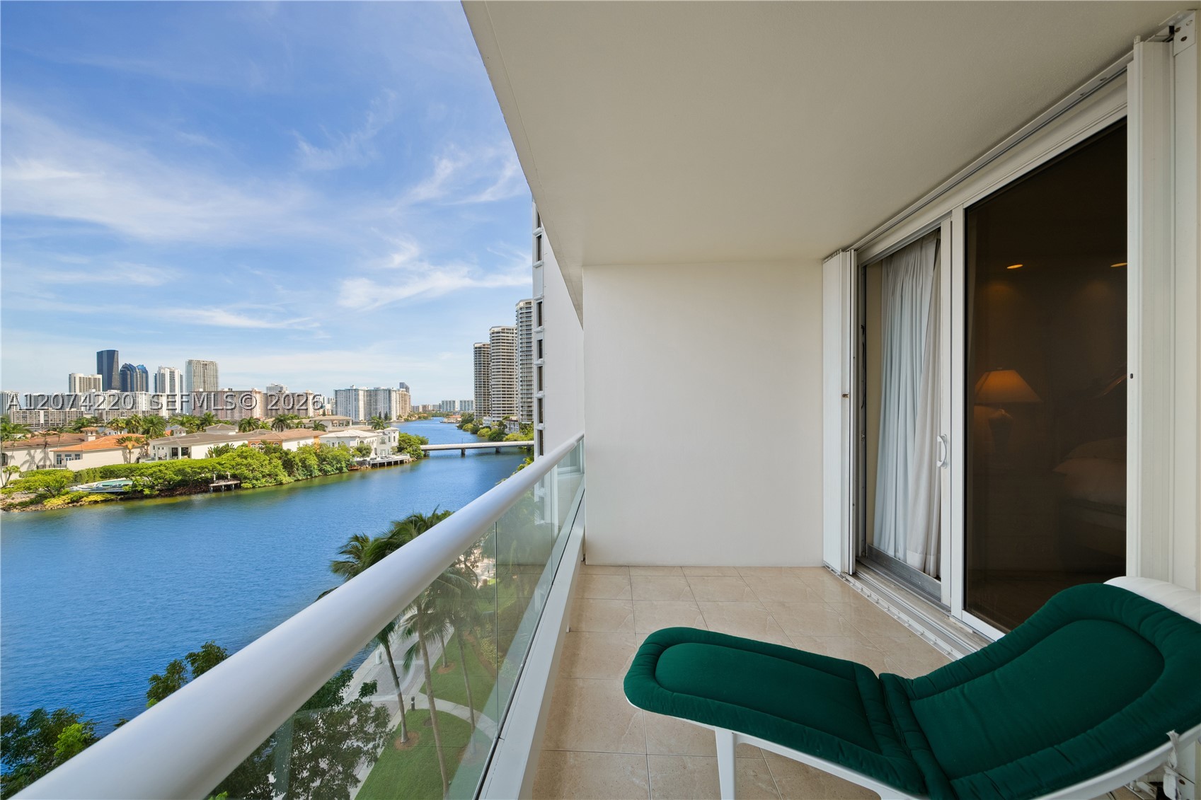 7000 Island Blvd #609 Aventura, FL 33160