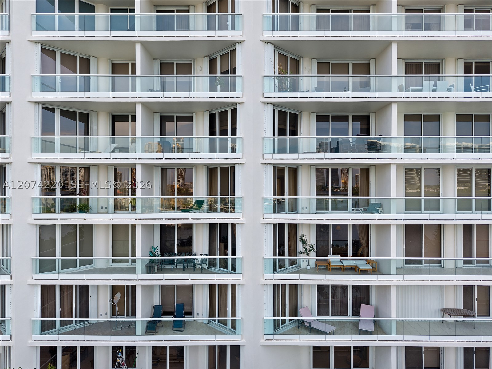 7000 Island Blvd #609 Aventura, FL 33160