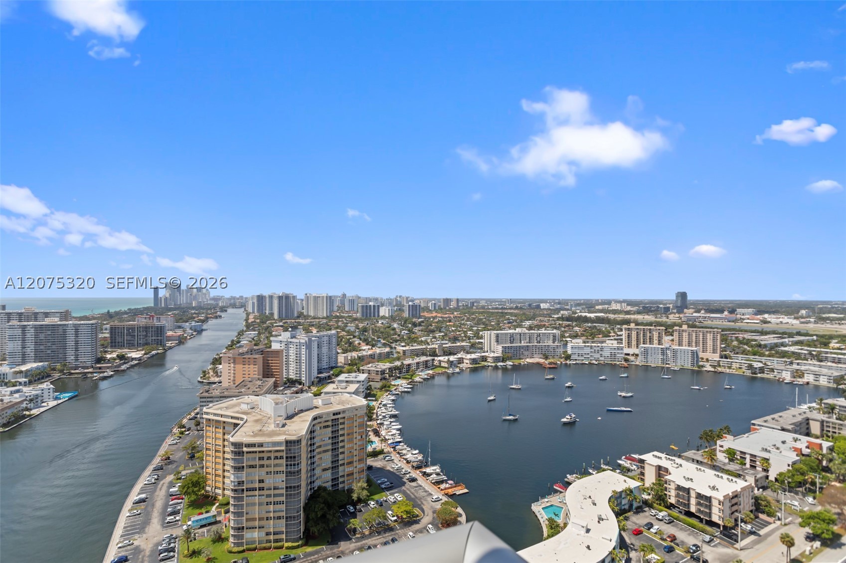 image Beachwalk Condominium26