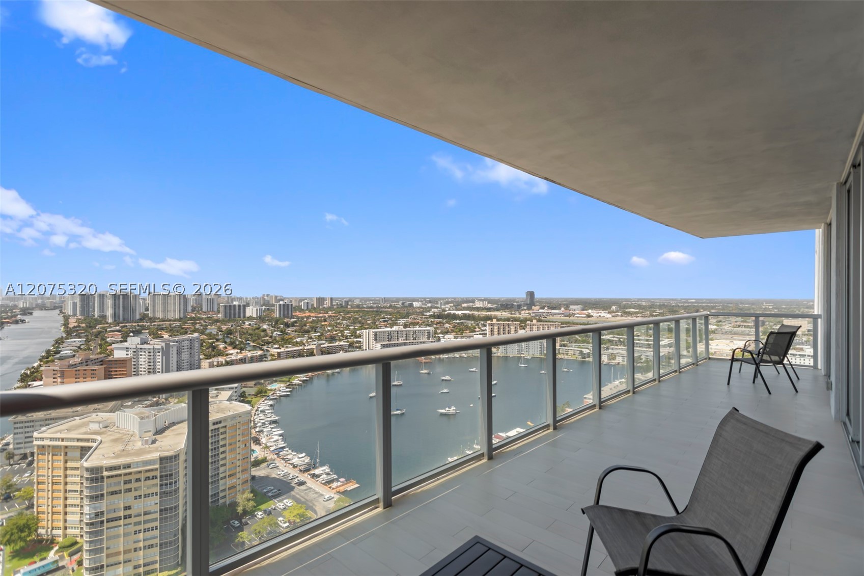 image Beachwalk Condominium27