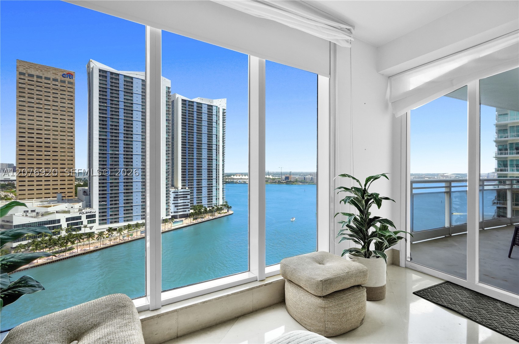 901 Brickell Key Blvd #1807 Miami, FL 33131