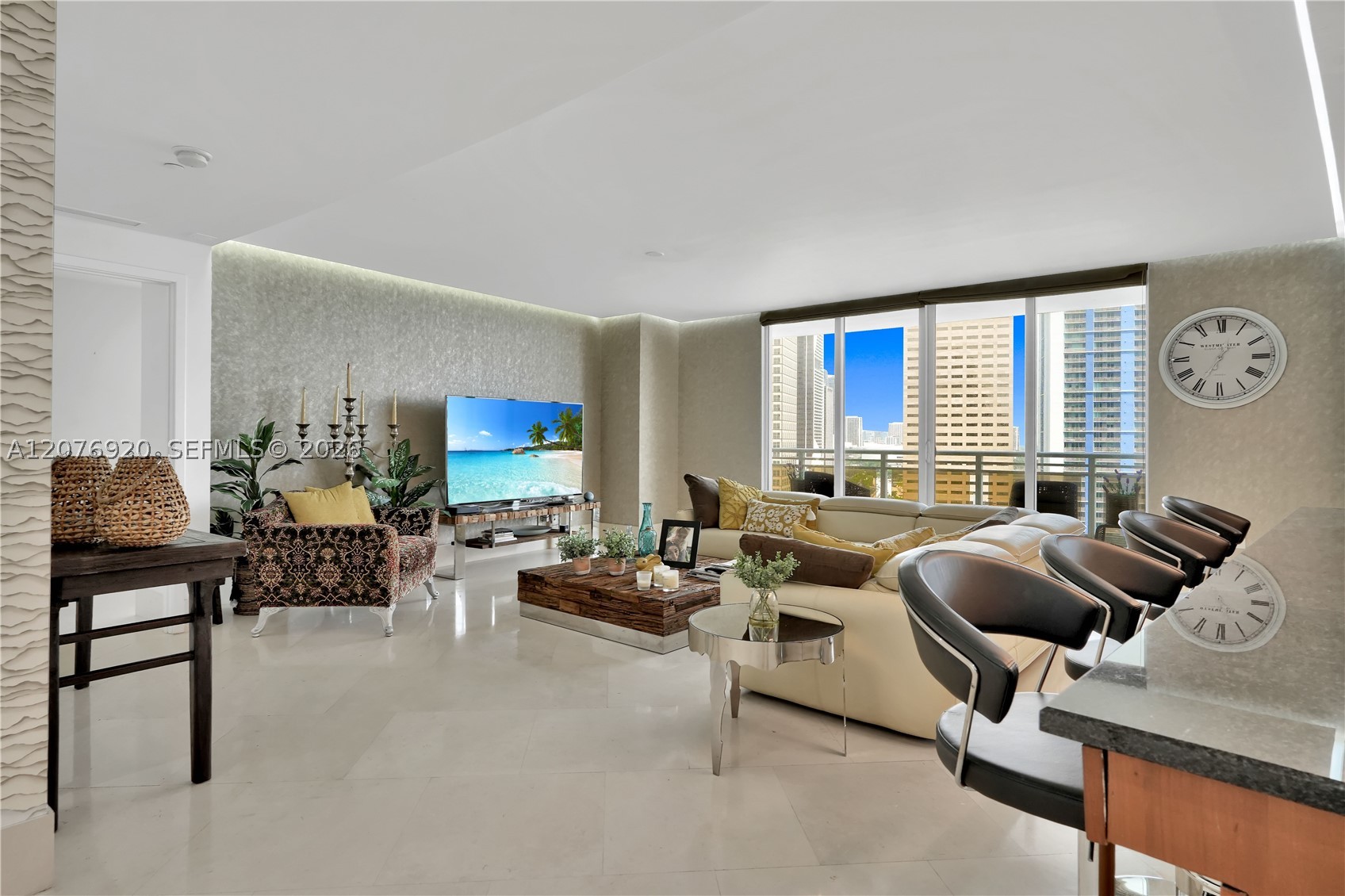901 Brickell Key Blvd #1807 Miami, FL 33131