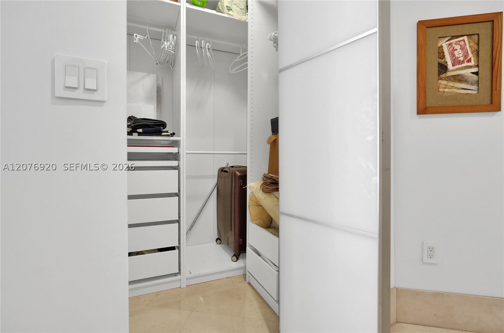 901 Brickell Key Blvd #1807 Miami, FL 33131