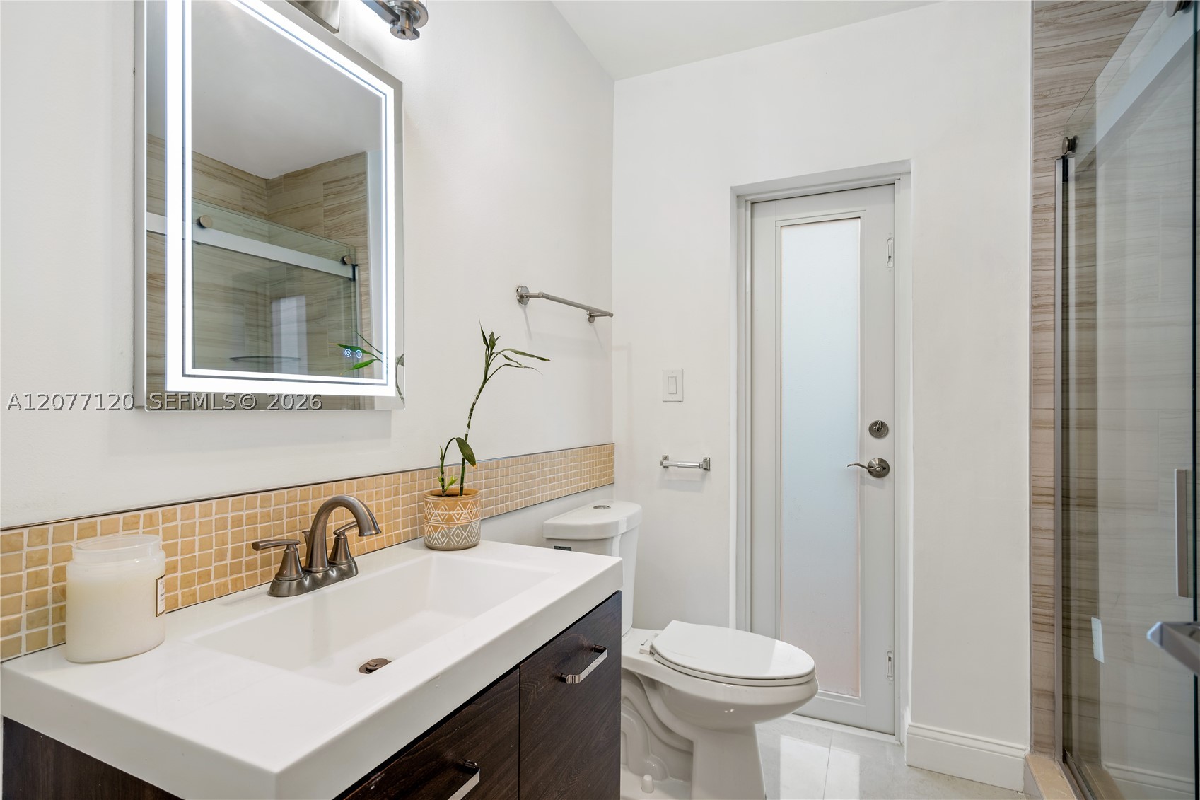 2830 NE 56th Ct Fort Lauderdale, FL 33308