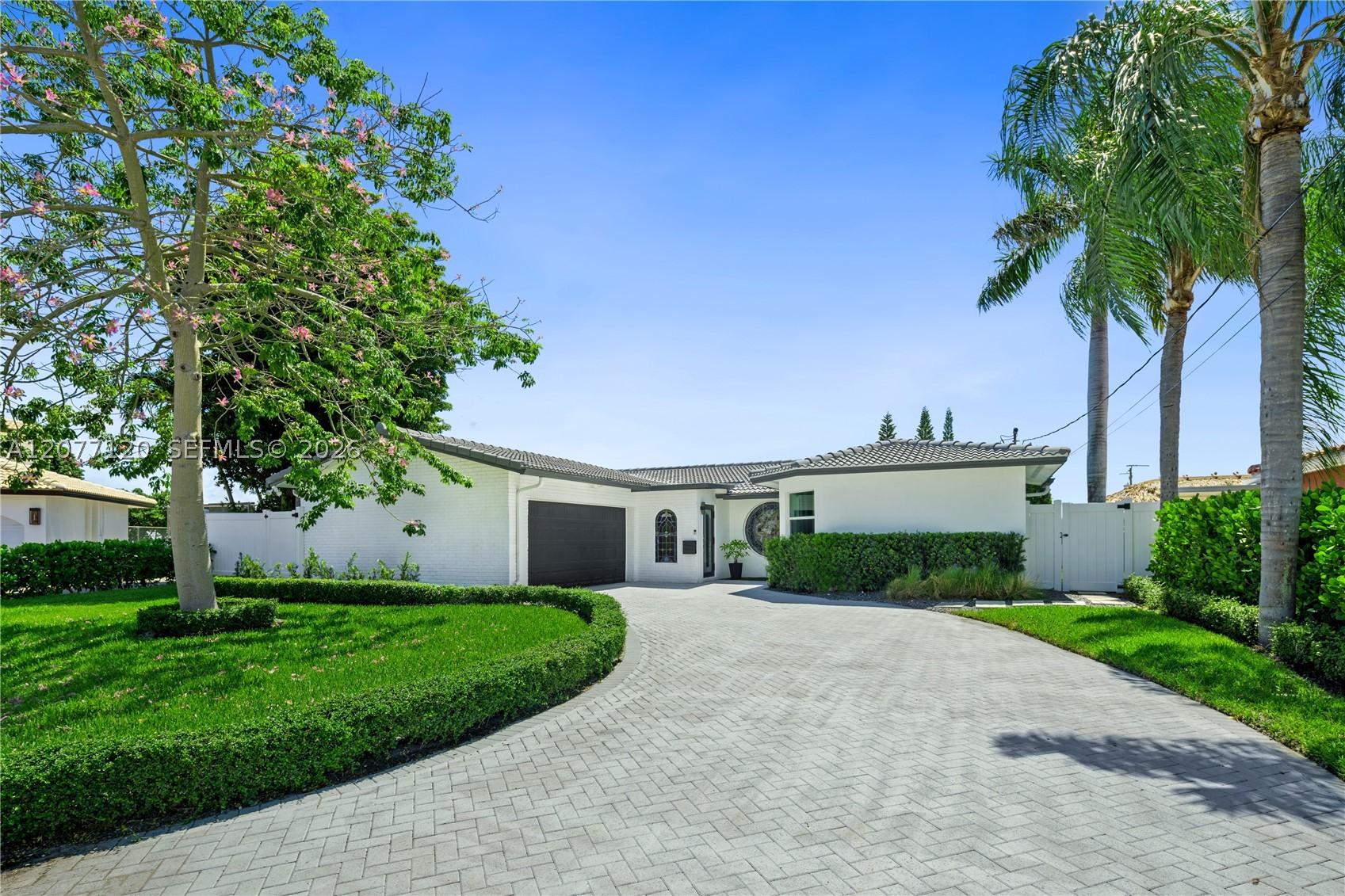 2830 NE 56th Ct Fort Lauderdale, FL 33308
