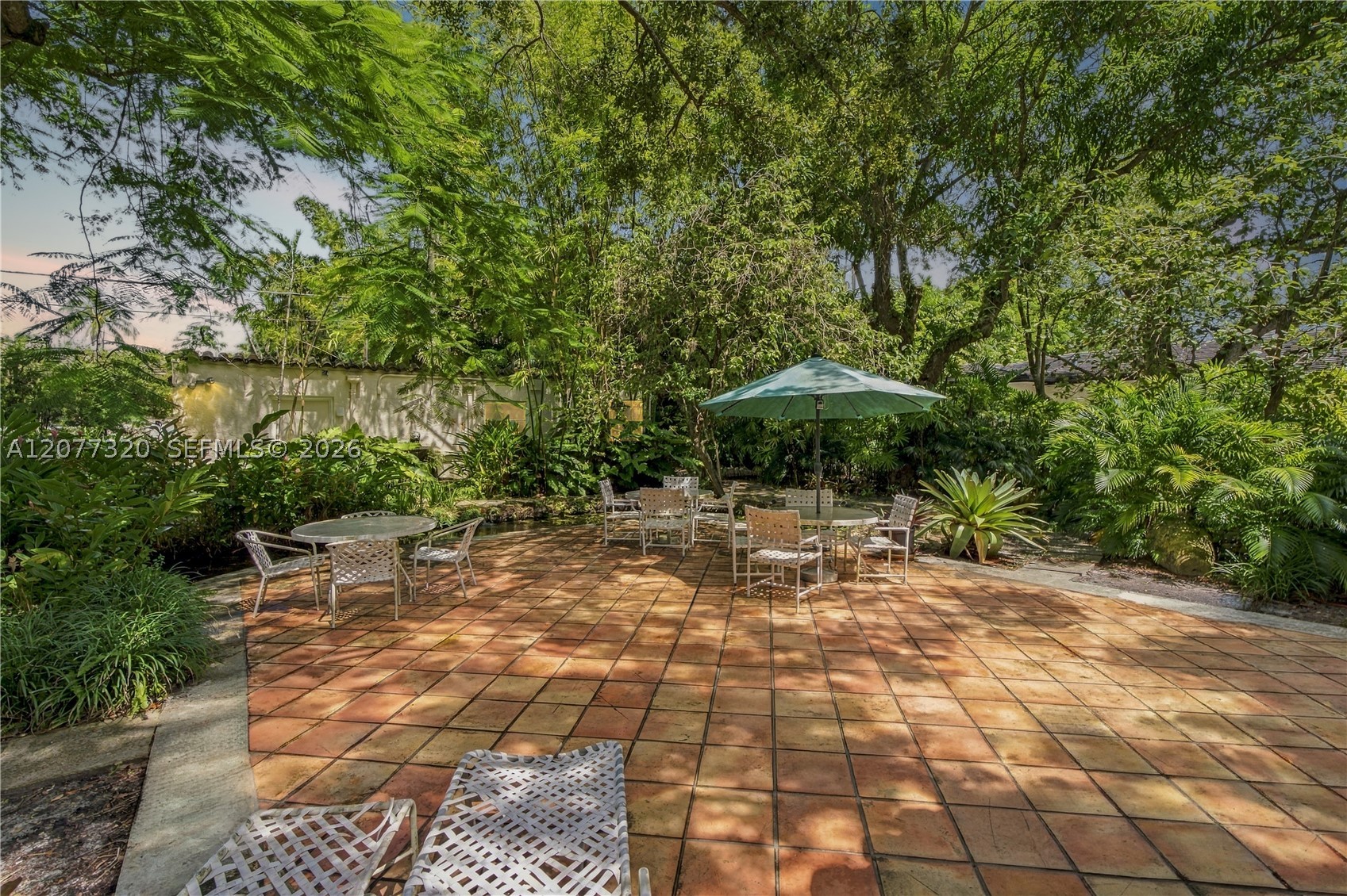 665 N Greenway Dr Coral Gables, FL 33134