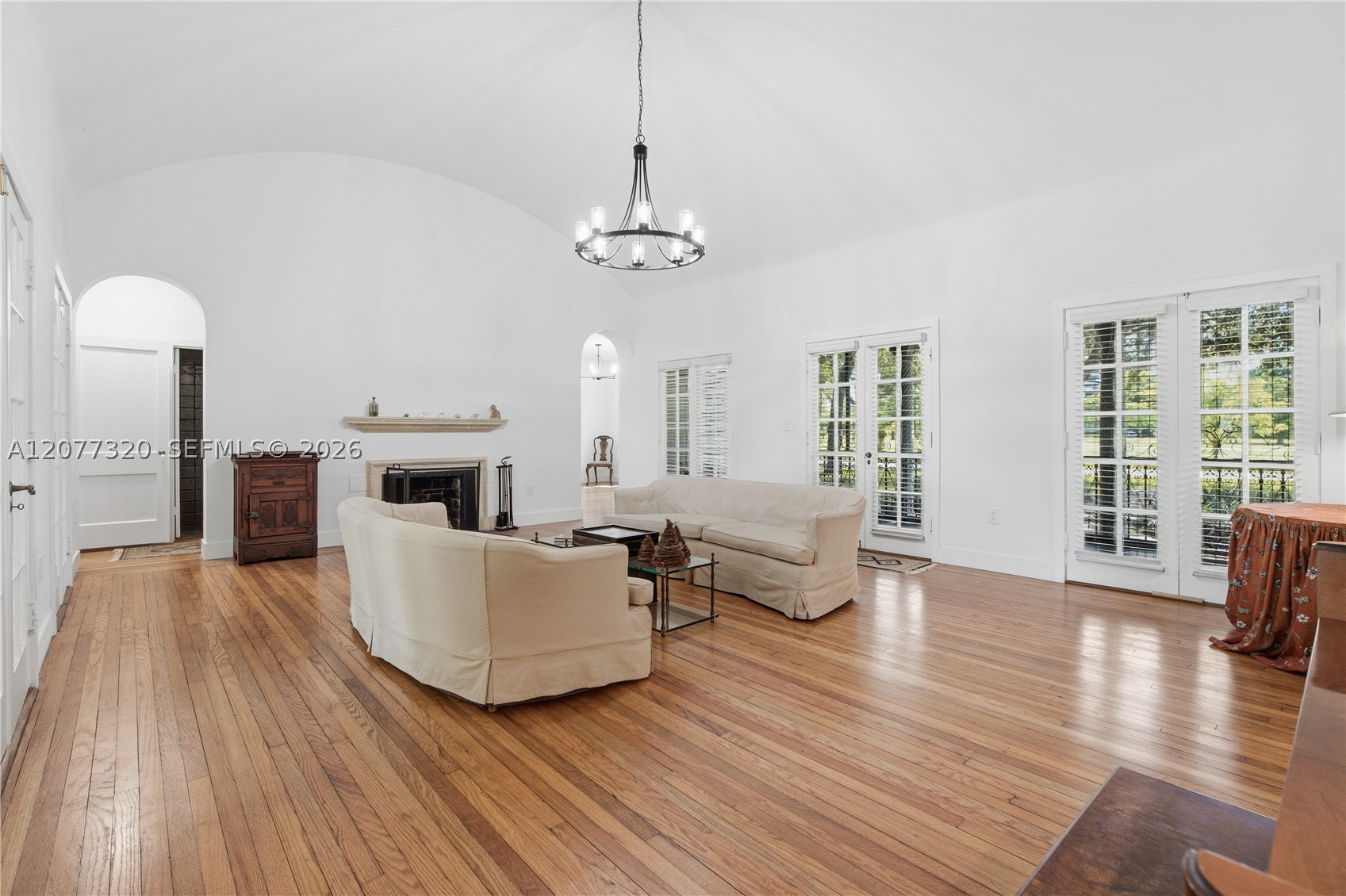 665 N Greenway Dr Coral Gables, FL 33134