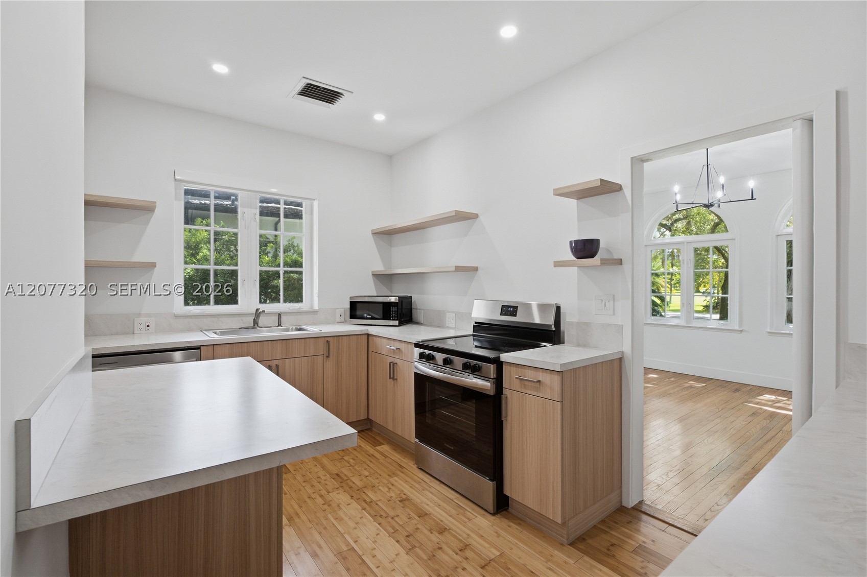 665 N Greenway Dr Coral Gables, FL 33134