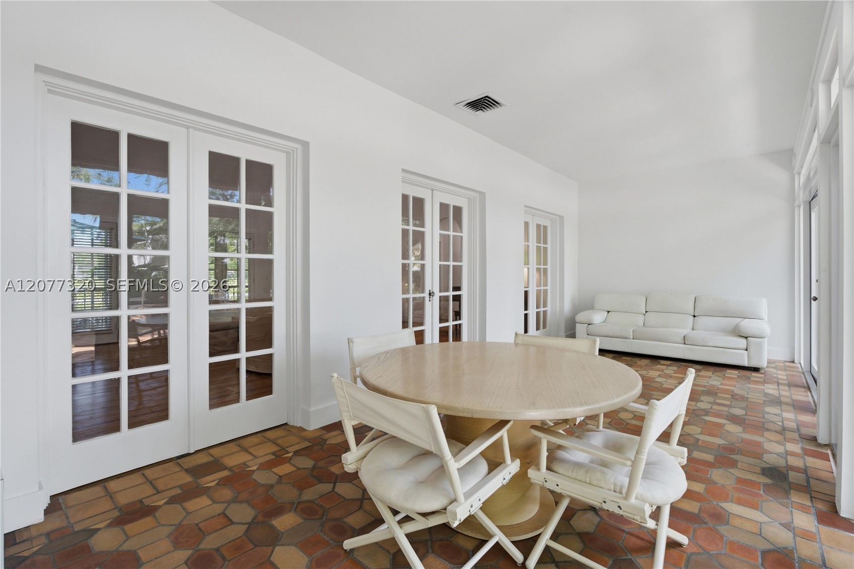 665 N Greenway Dr Coral Gables, FL 33134