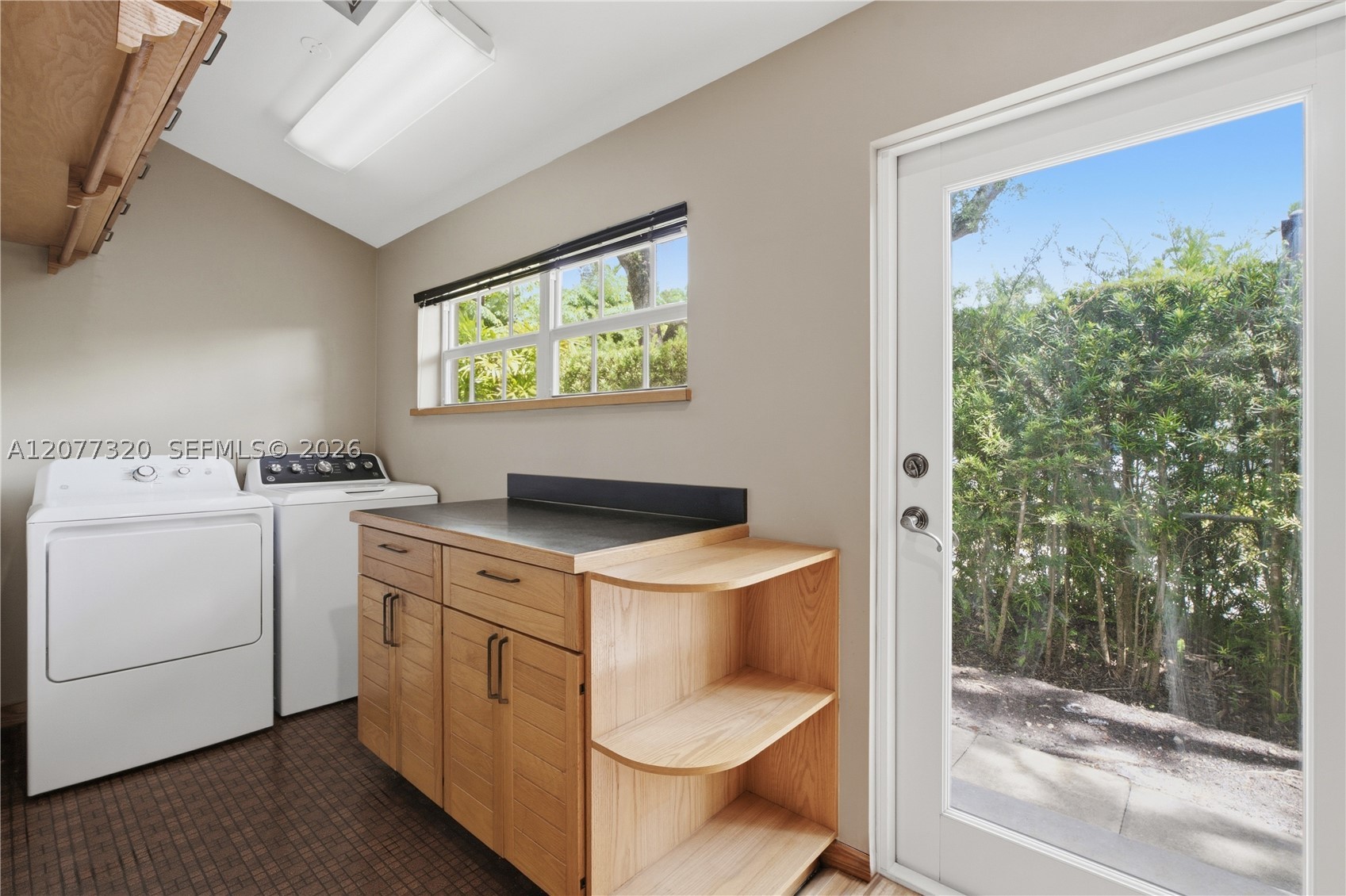 665 N Greenway Dr Coral Gables, FL 33134