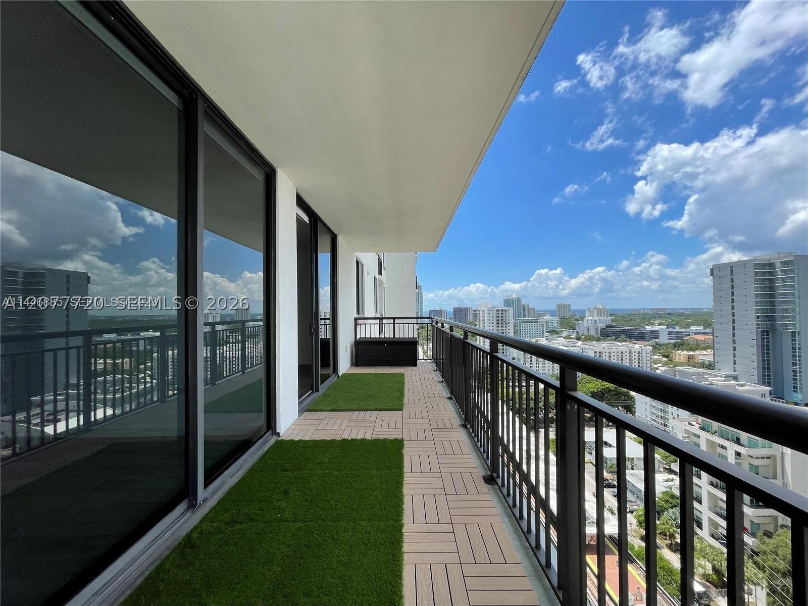 image Nine at Mary Brickell Village0