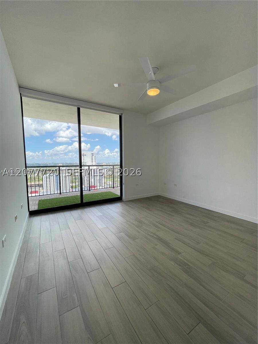image Nine at Mary Brickell Village9