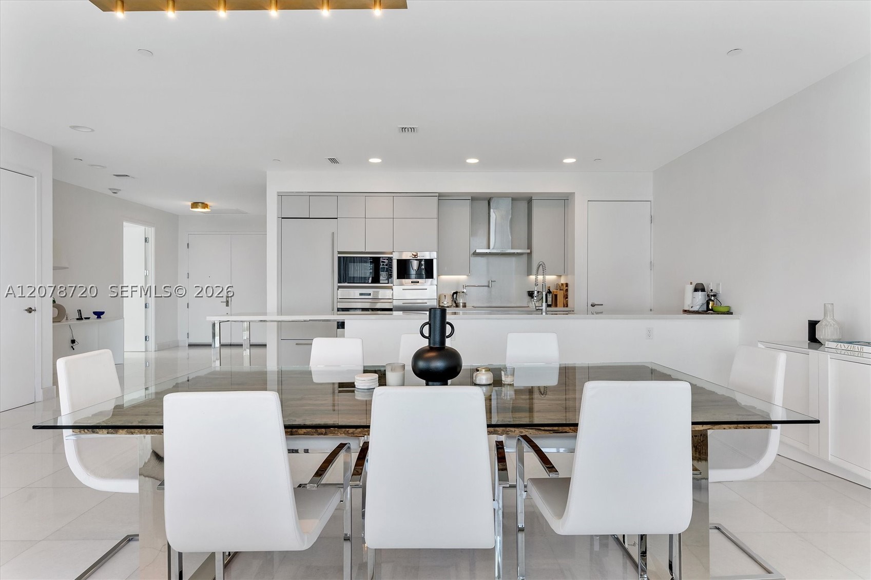 17475 Collins Ave #2203 Sunny Isles Beach, FL 33160