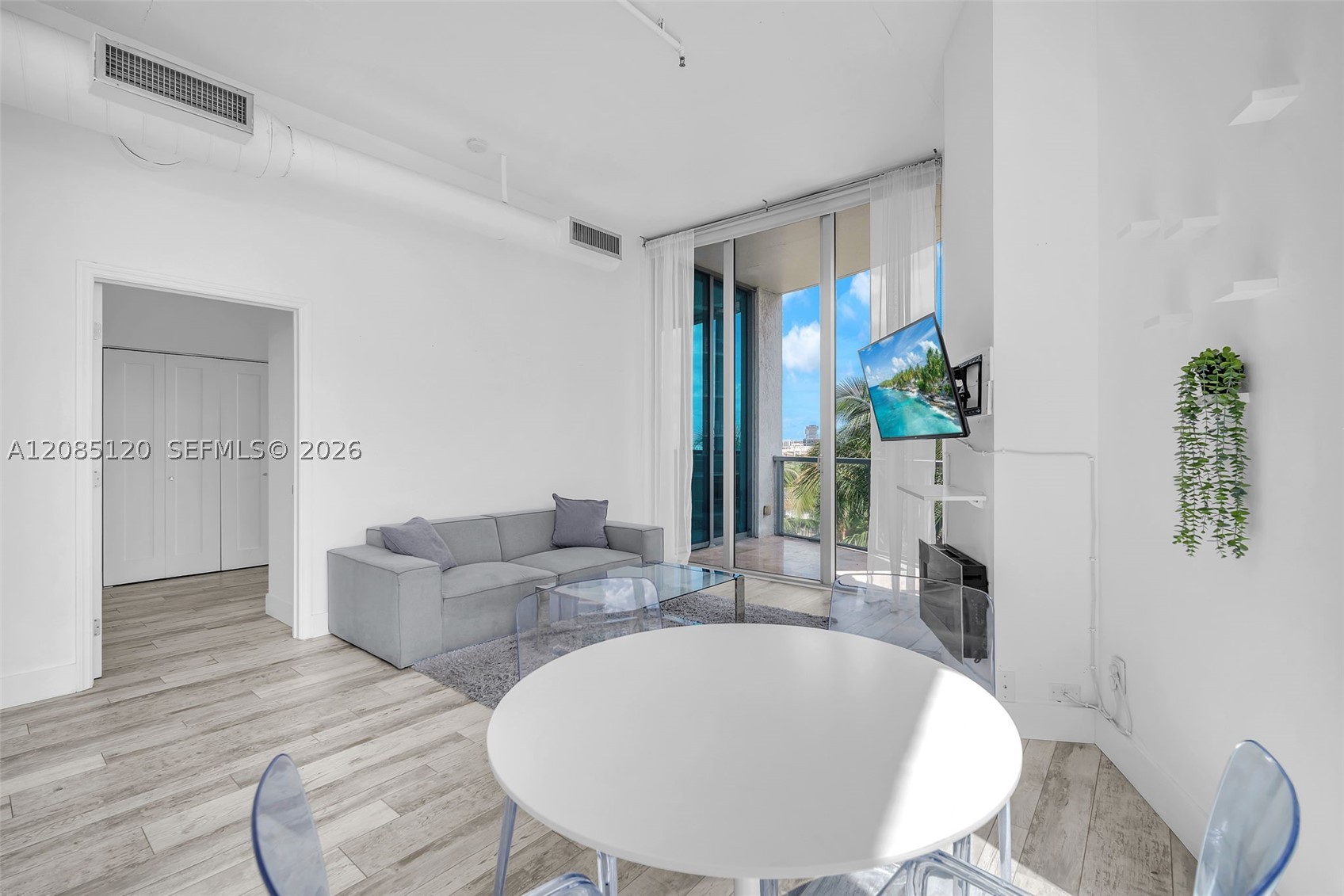 image Uptown Marina Lofts10