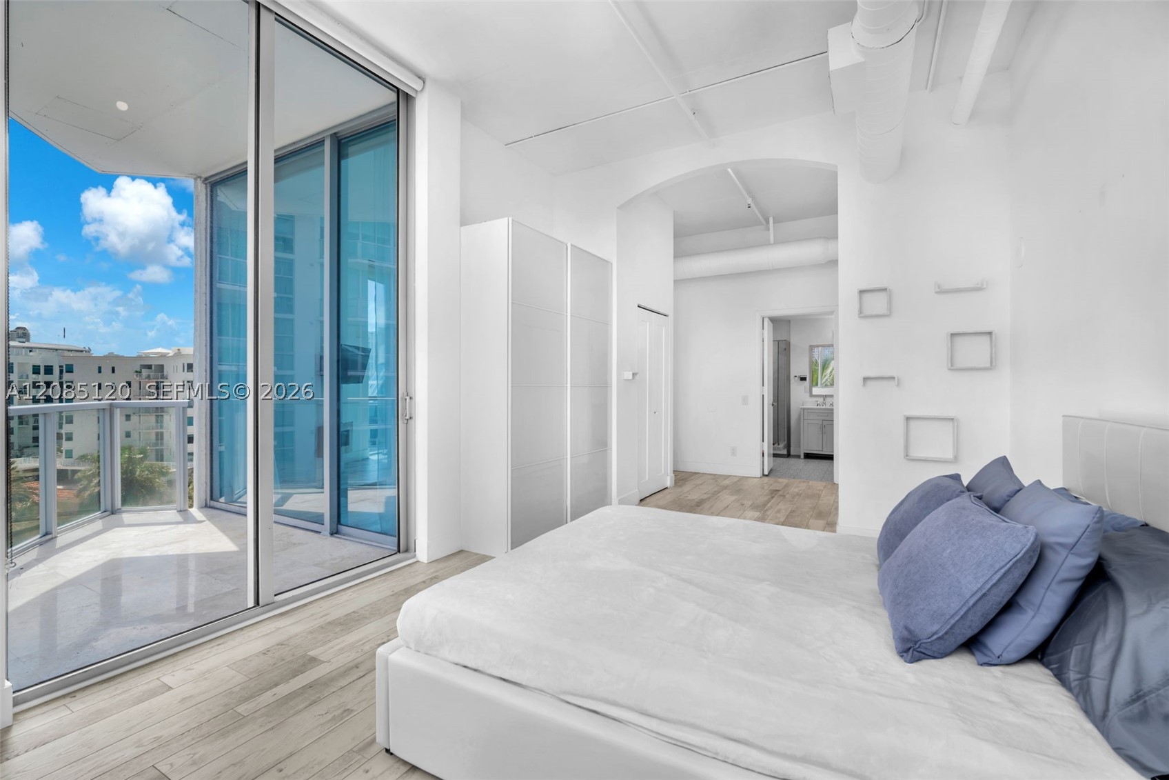 image Uptown Marina Lofts17