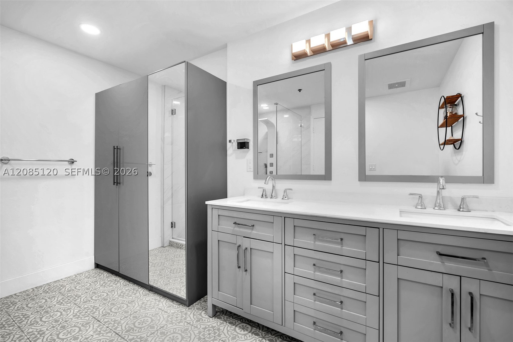 image Uptown Marina Lofts30