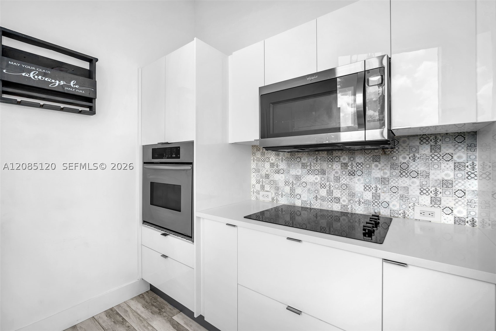 image Uptown Marina Lofts8