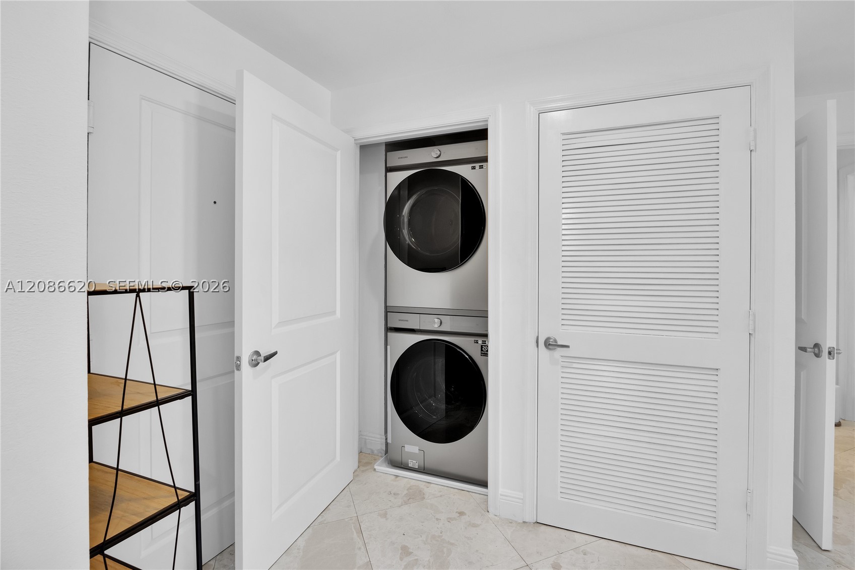 image Ten Aragon Condo13