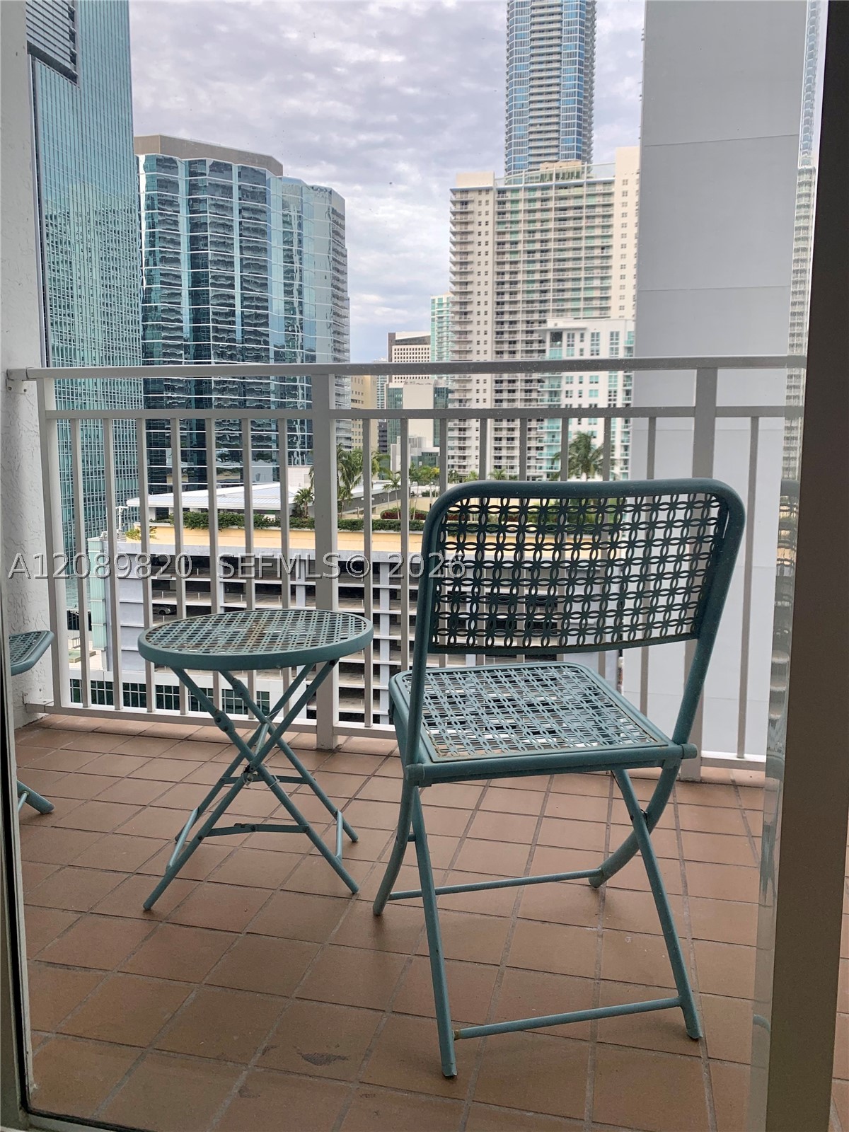 185 SE 14th Ter #1713