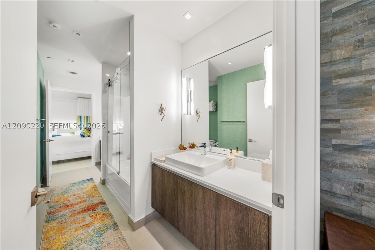 image One Bay Residences15