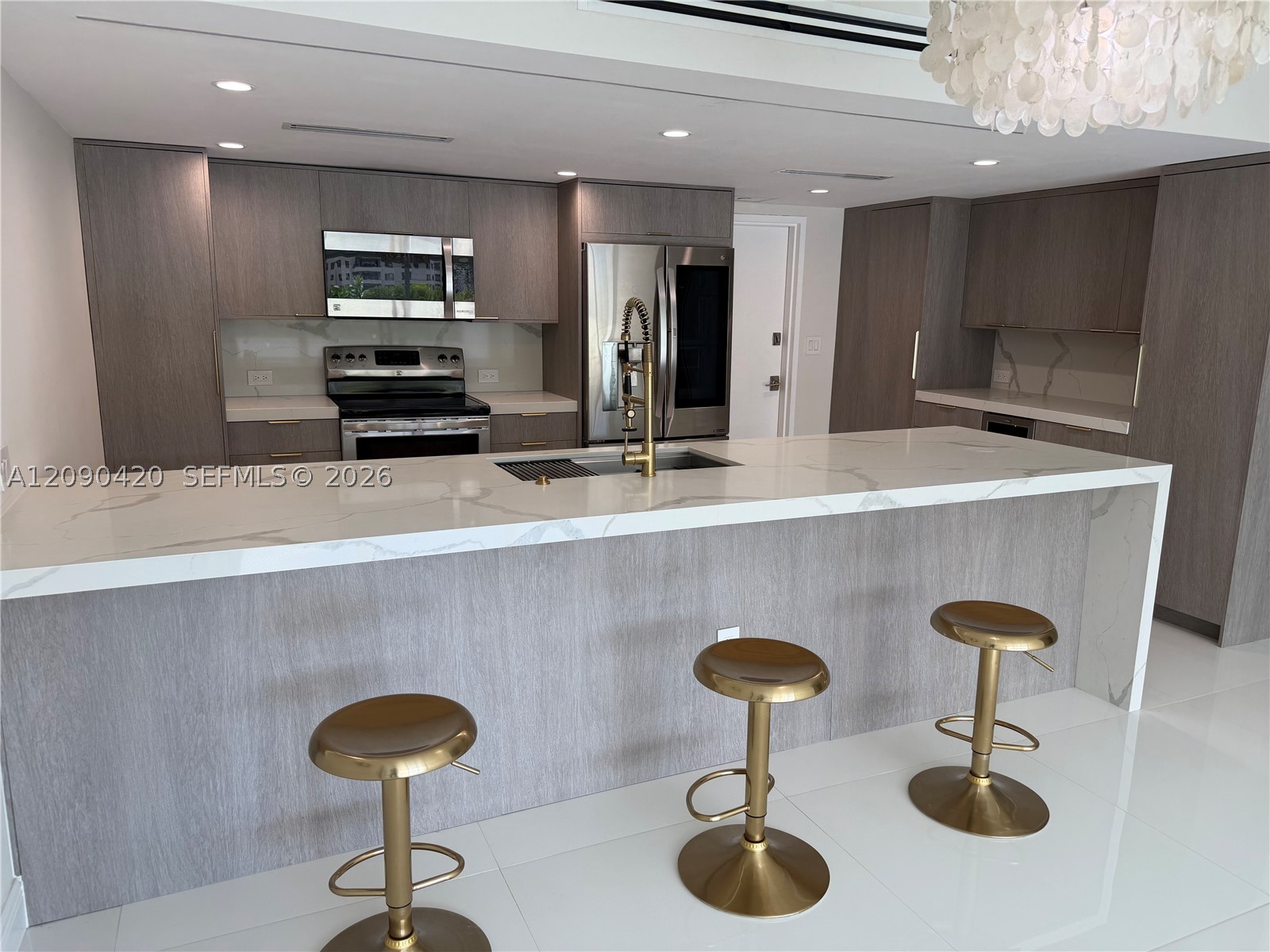 155 Ocean Ln Dr #413 Key Biscayne, FL 33149