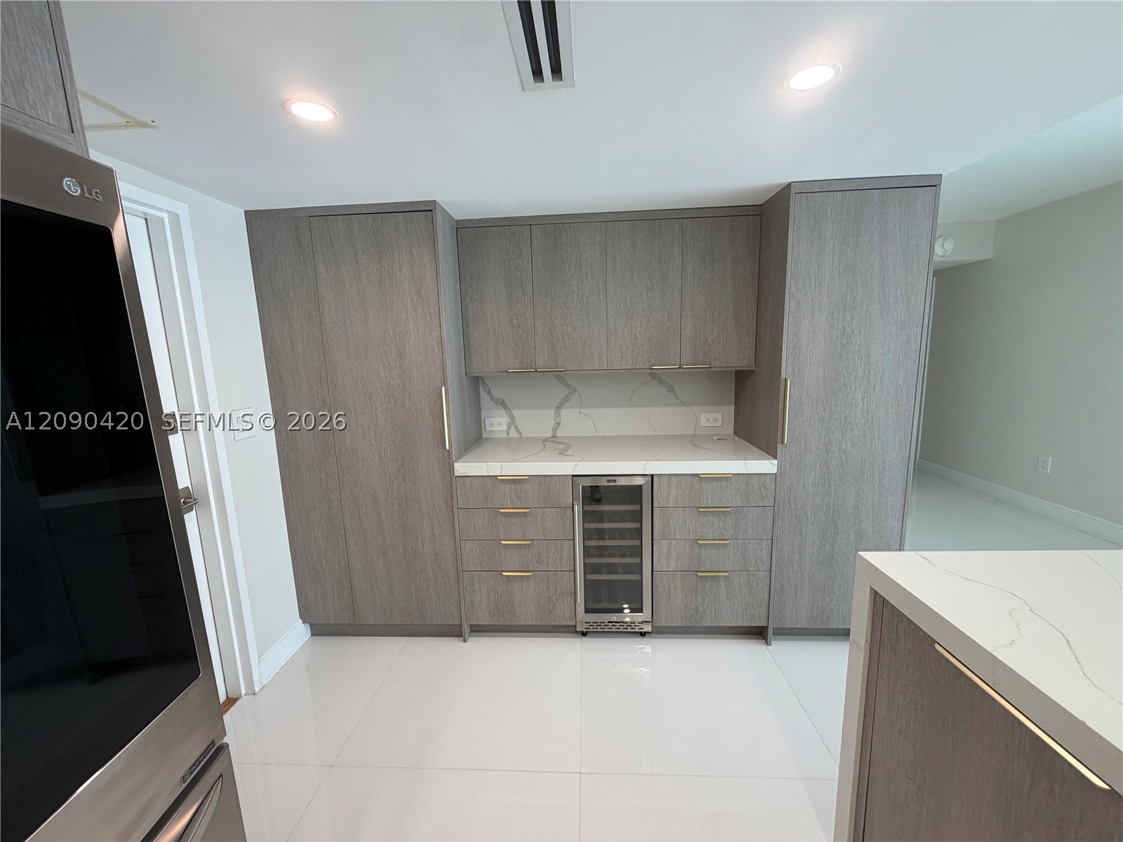 155 Ocean Ln Dr #413 Key Biscayne, FL 33149