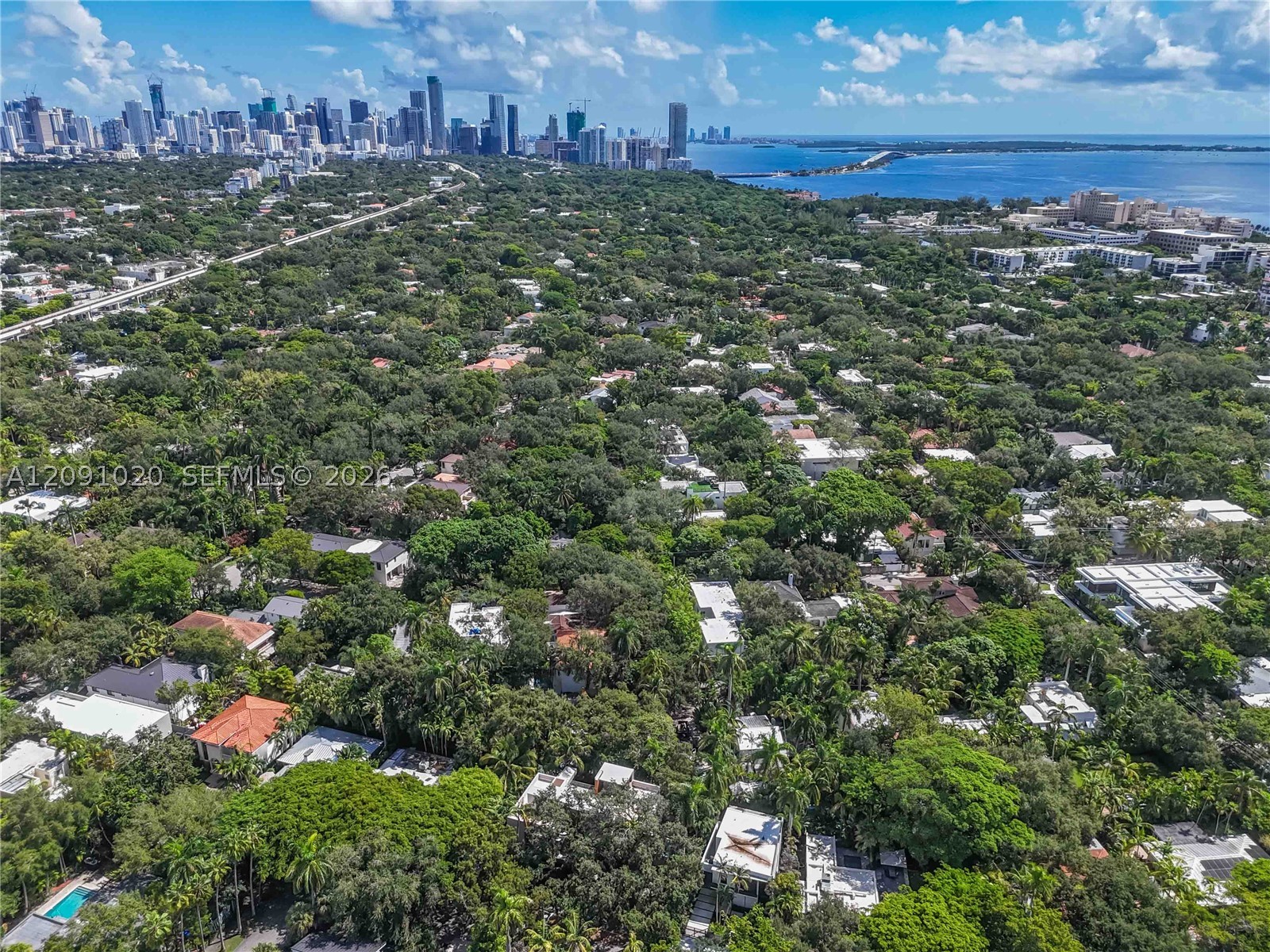 2803 Crystal Ct Miami, FL 33133