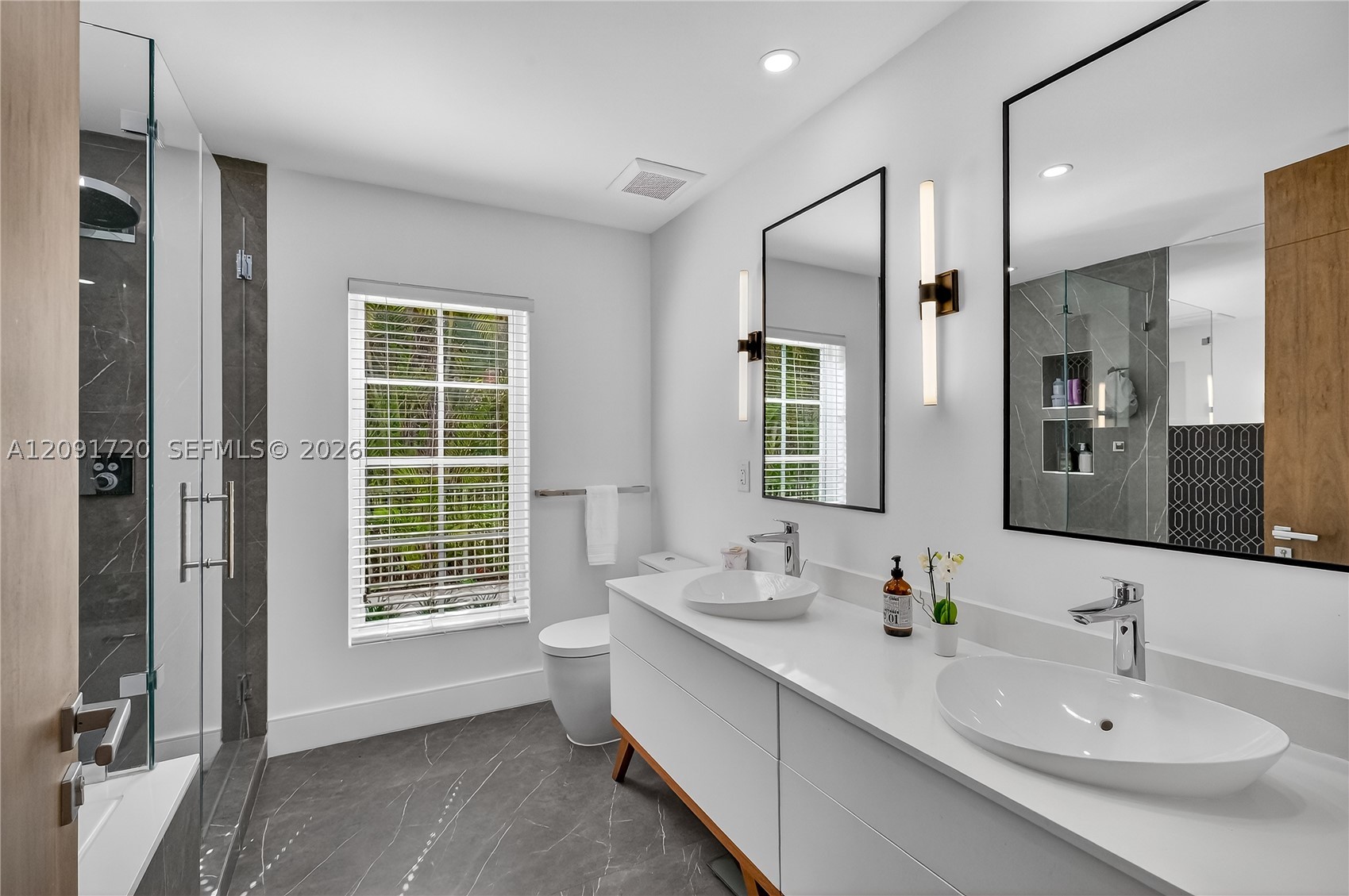1109 Almeria Ave Coral Gables, FL 33134