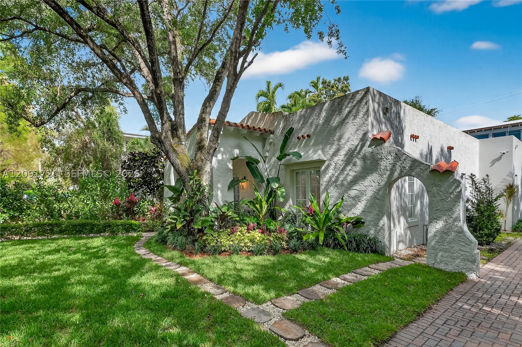 1109 Almeria Ave Coral Gables, FL 33134