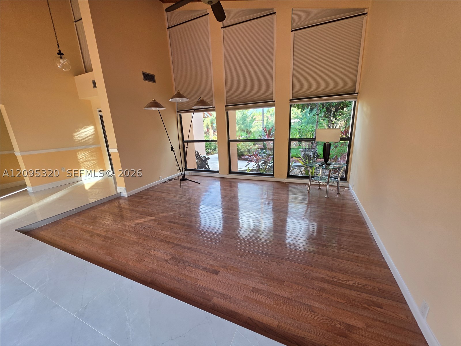 10204 SW 96th Ct Miami, FL 33176