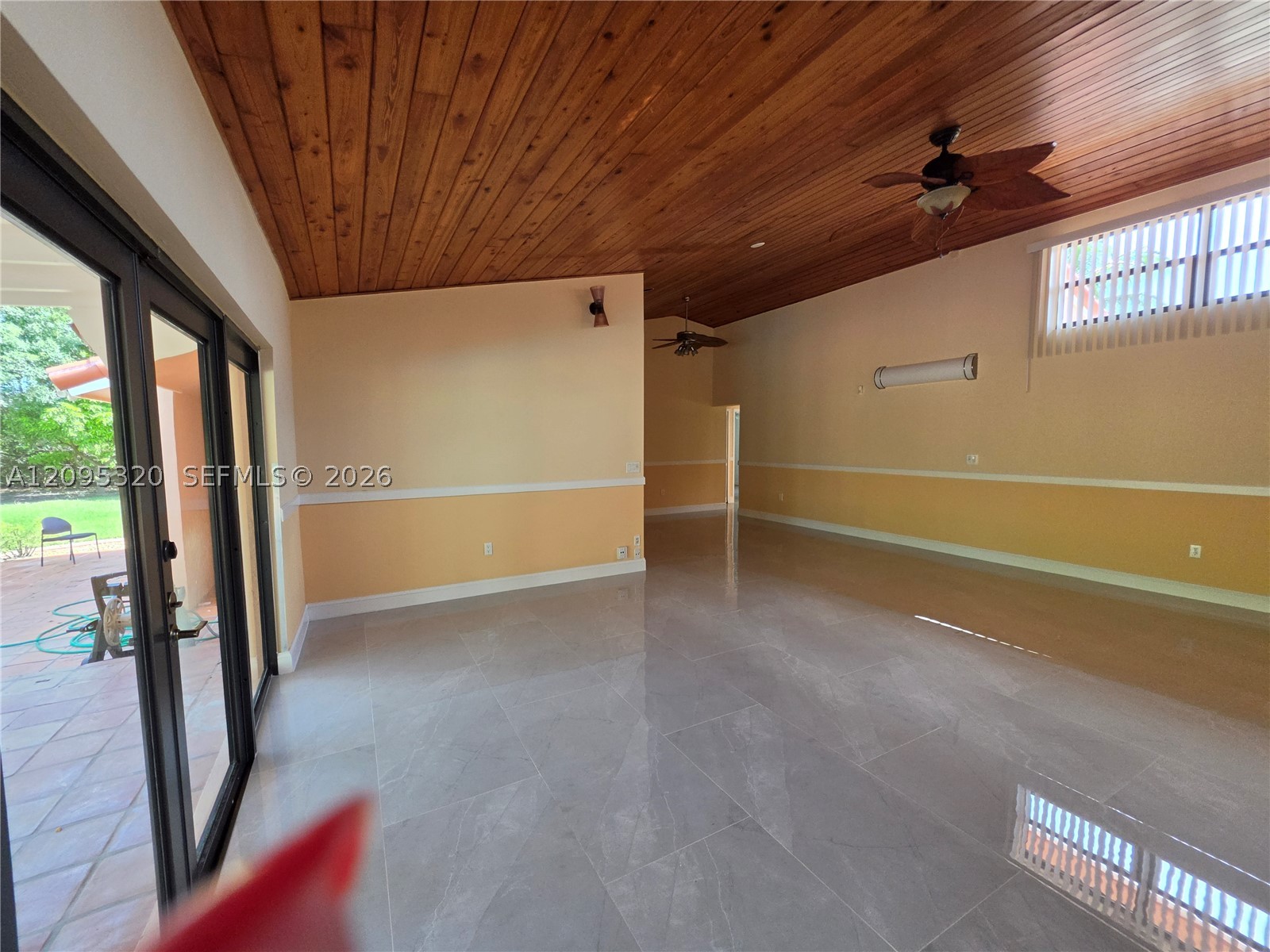 10204 SW 96th Ct Miami, FL 33176
