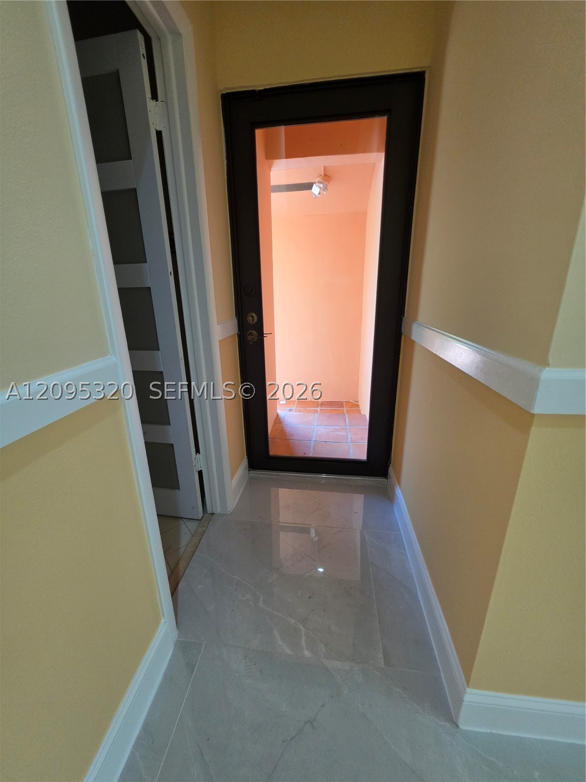 10204 SW 96th Ct Miami, FL 33176