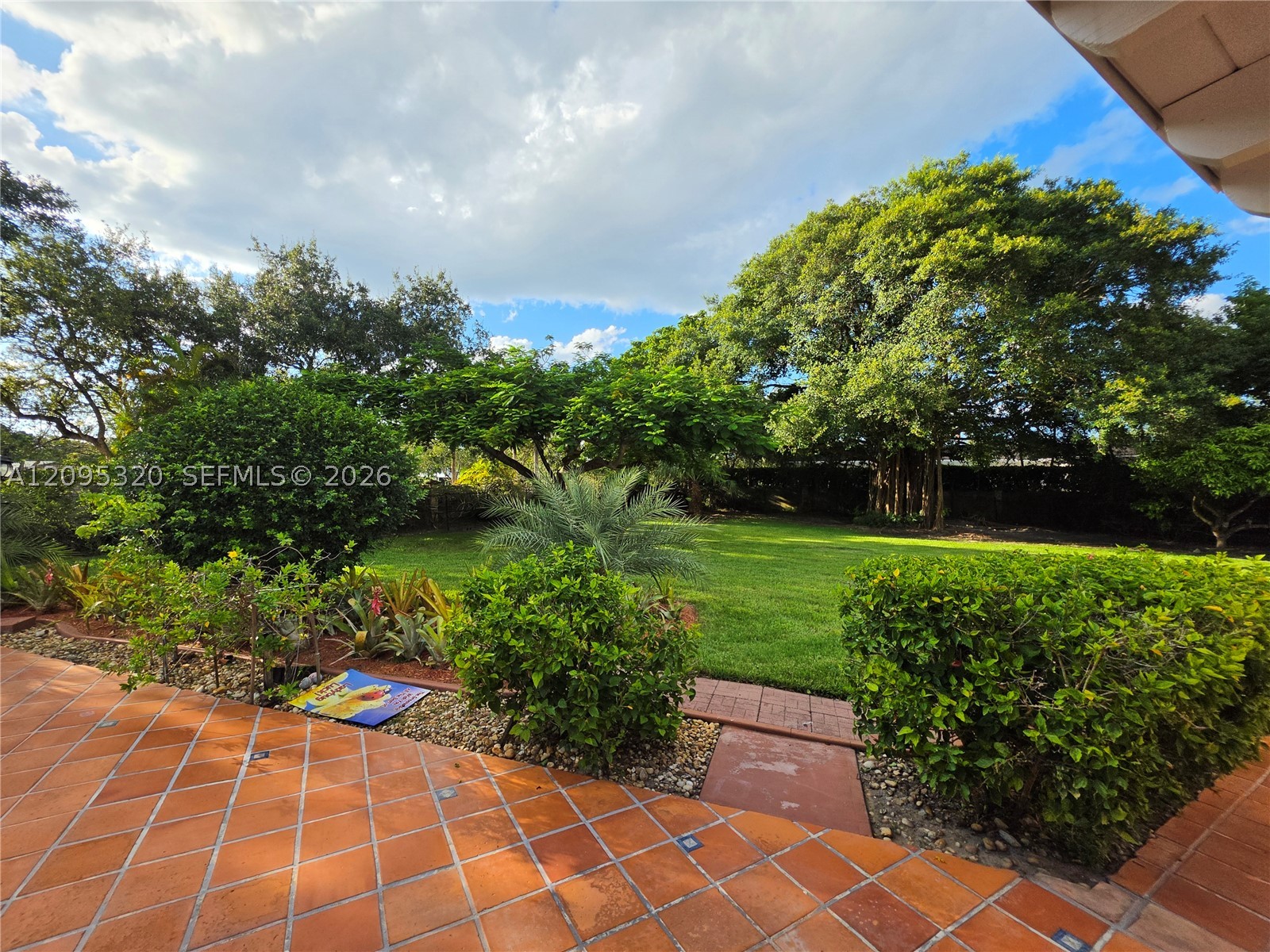 10204 SW 96th Ct Miami, FL 33176