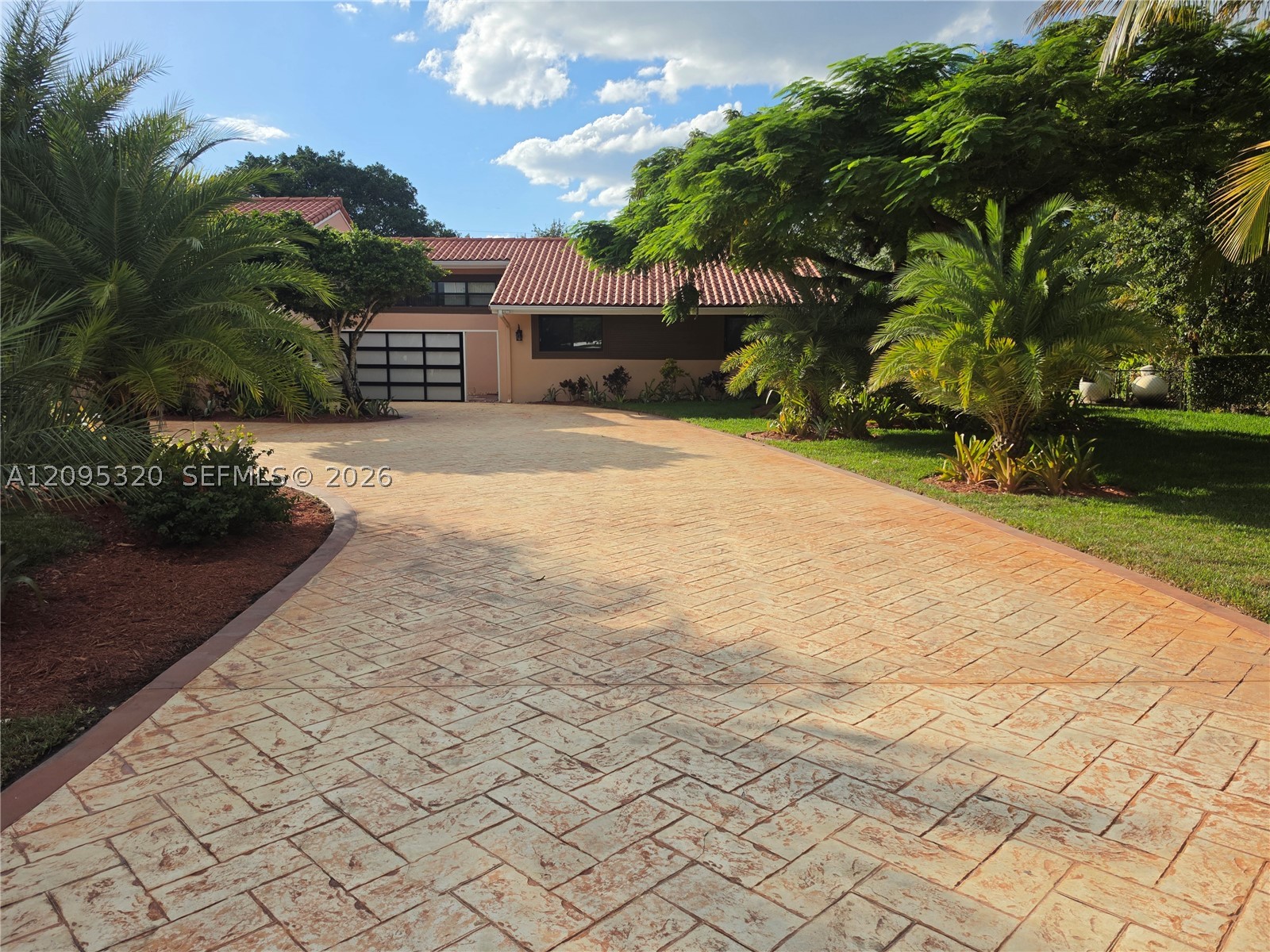 10204 SW 96th Ct Miami, FL 33176