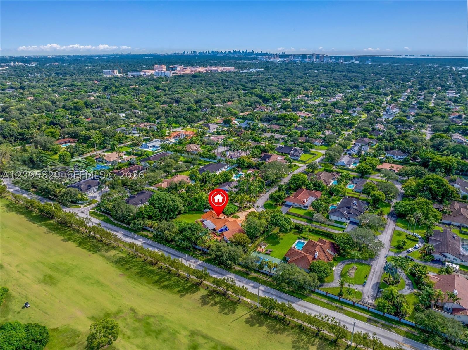 10204 SW 96th Ct Miami, FL 33176