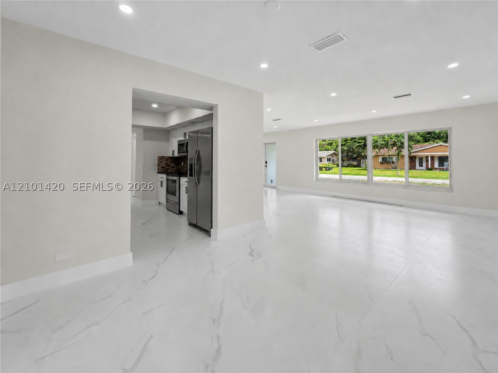 861 NW 72nd Ave Plantation, FL 33317