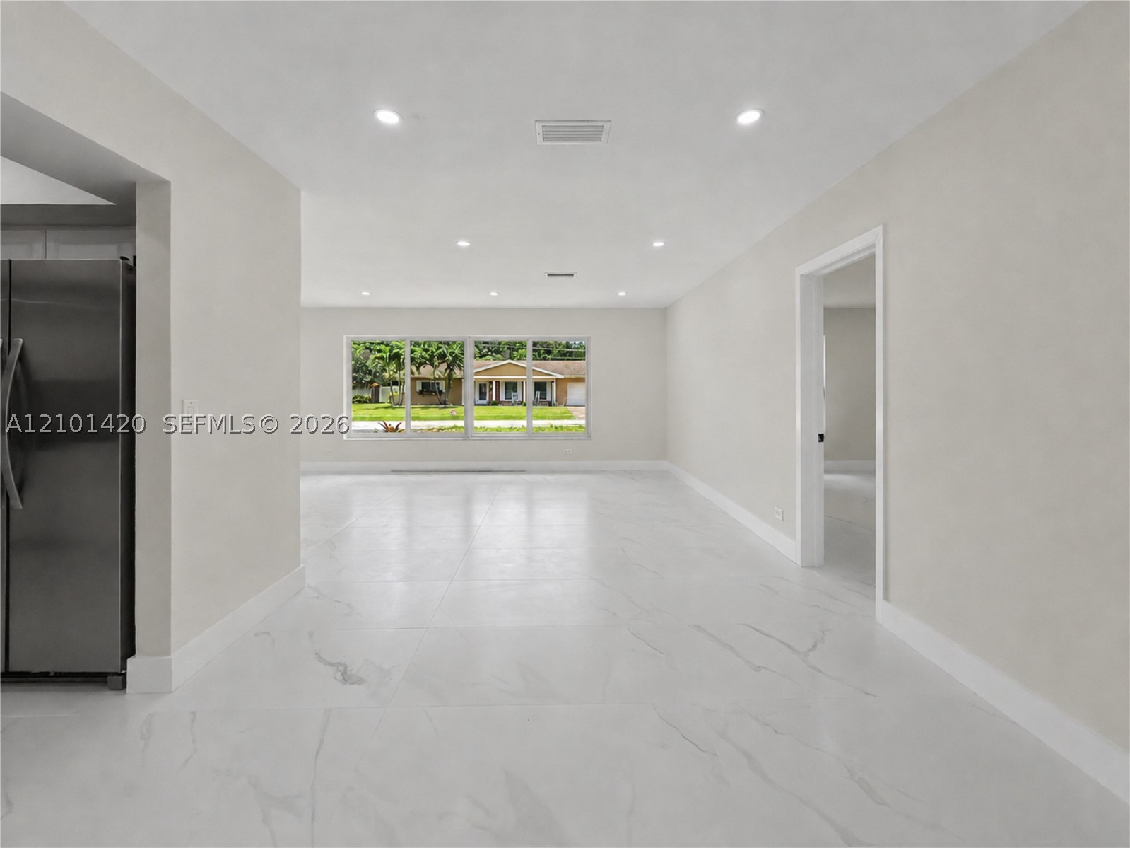 861 NW 72nd Ave Plantation, FL 33317