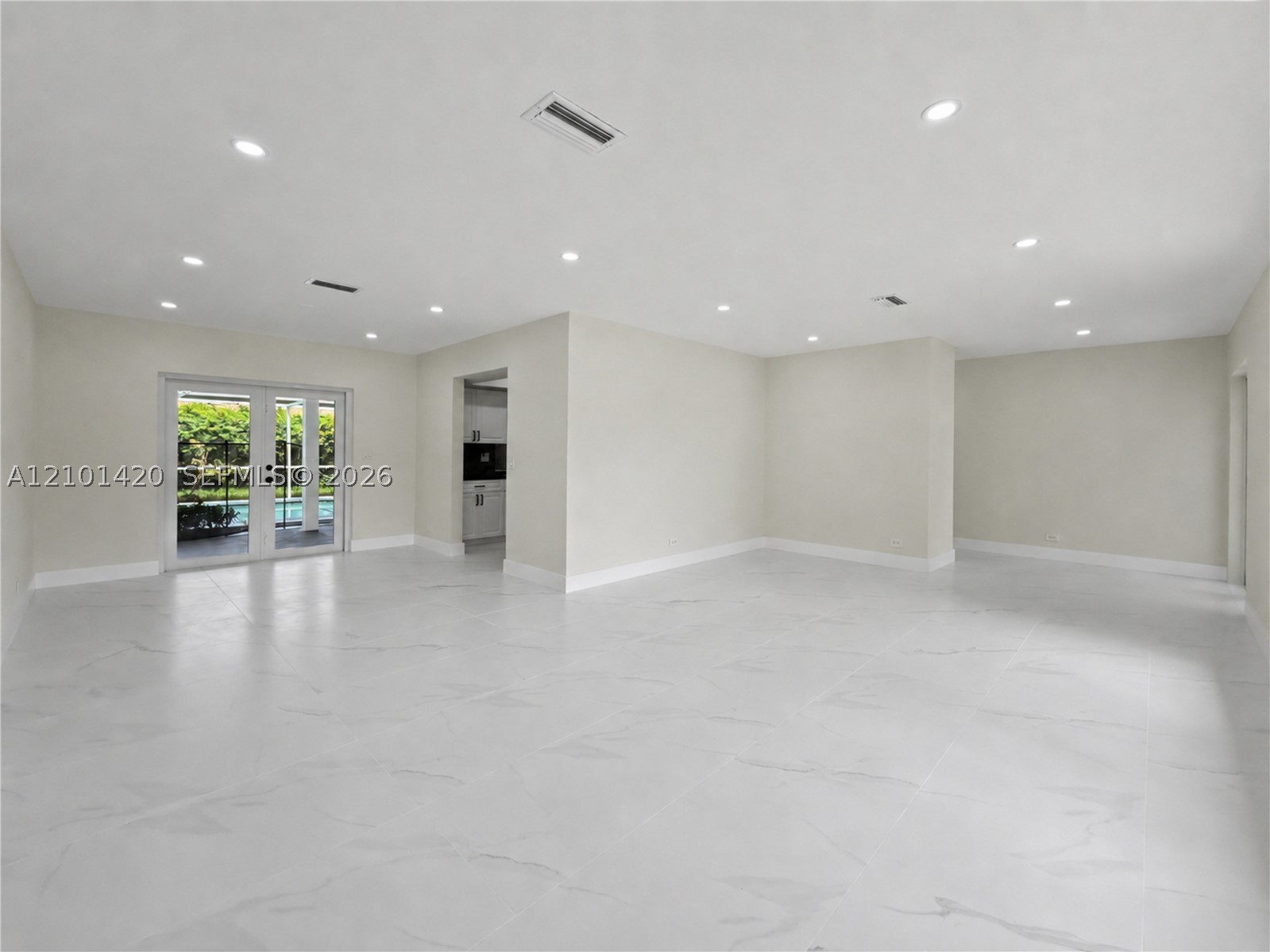 861 NW 72nd Ave Plantation, FL 33317