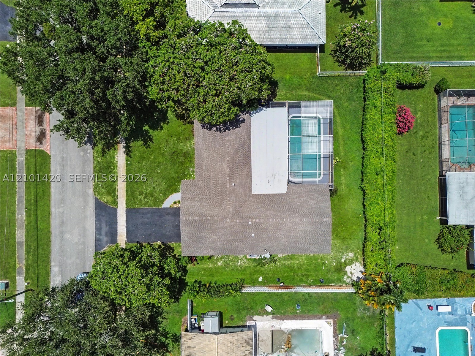 861 NW 72nd Ave Plantation, FL 33317