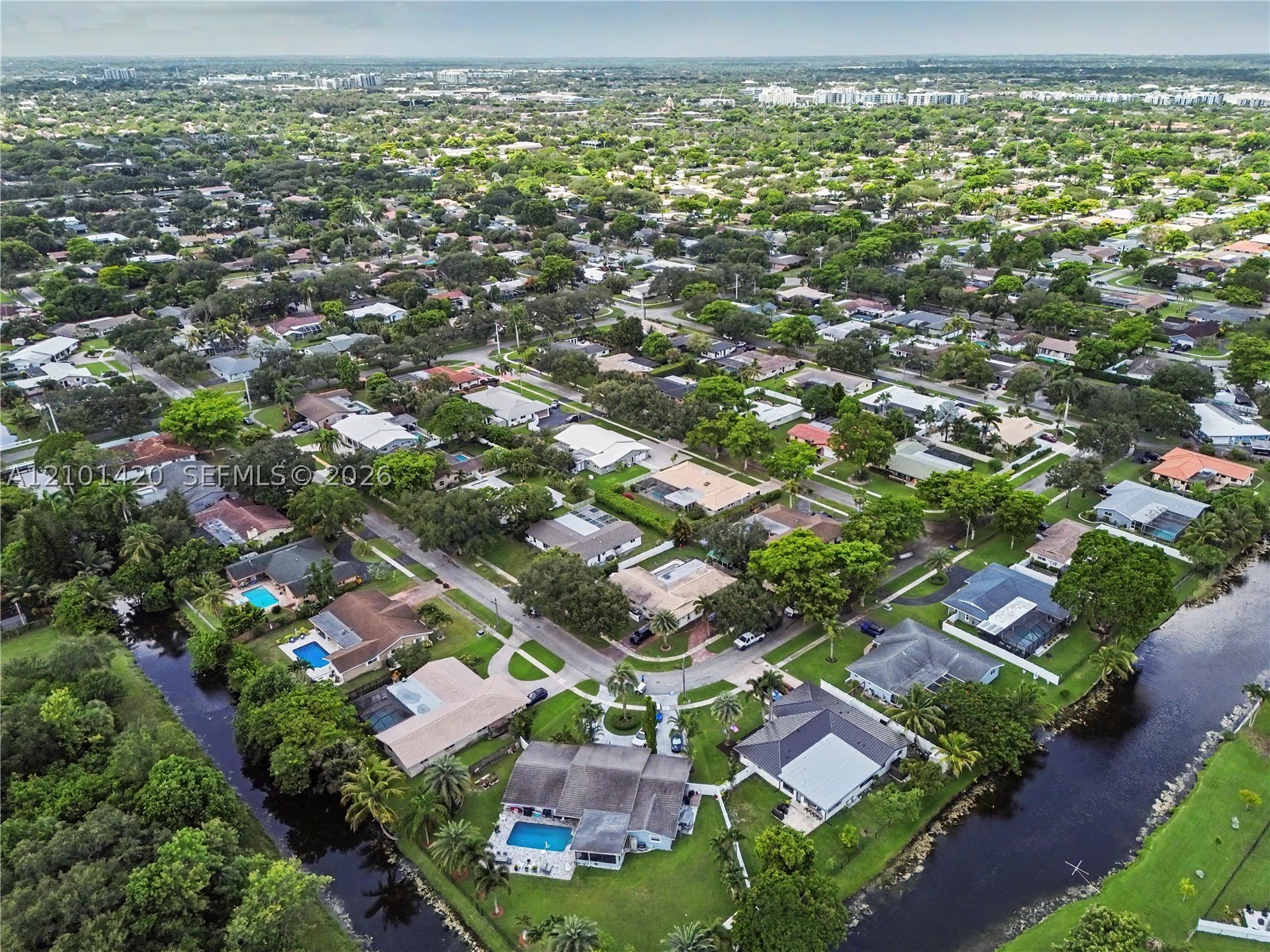 861 NW 72nd Ave Plantation, FL 33317