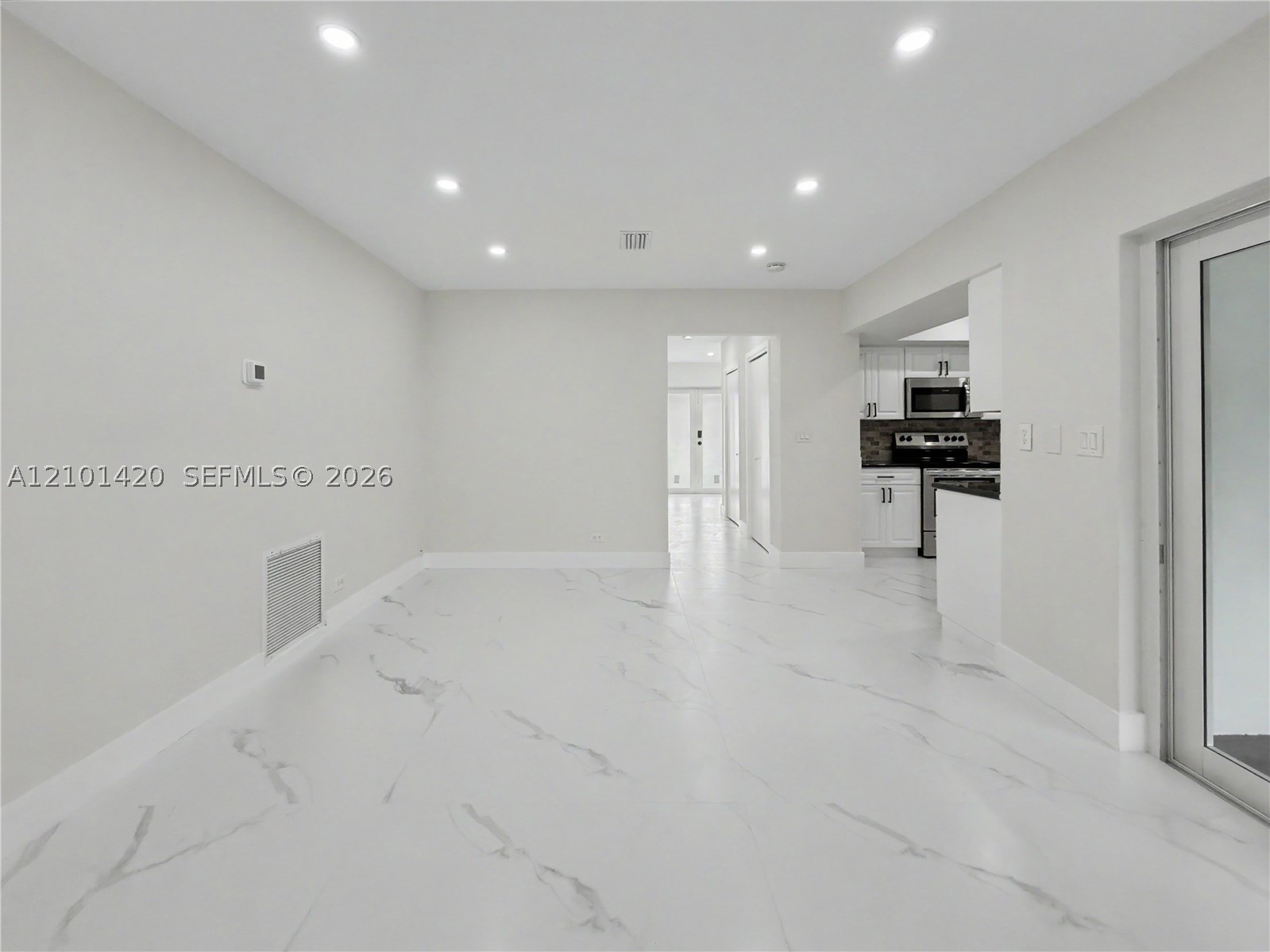 861 NW 72nd Ave Plantation, FL 33317