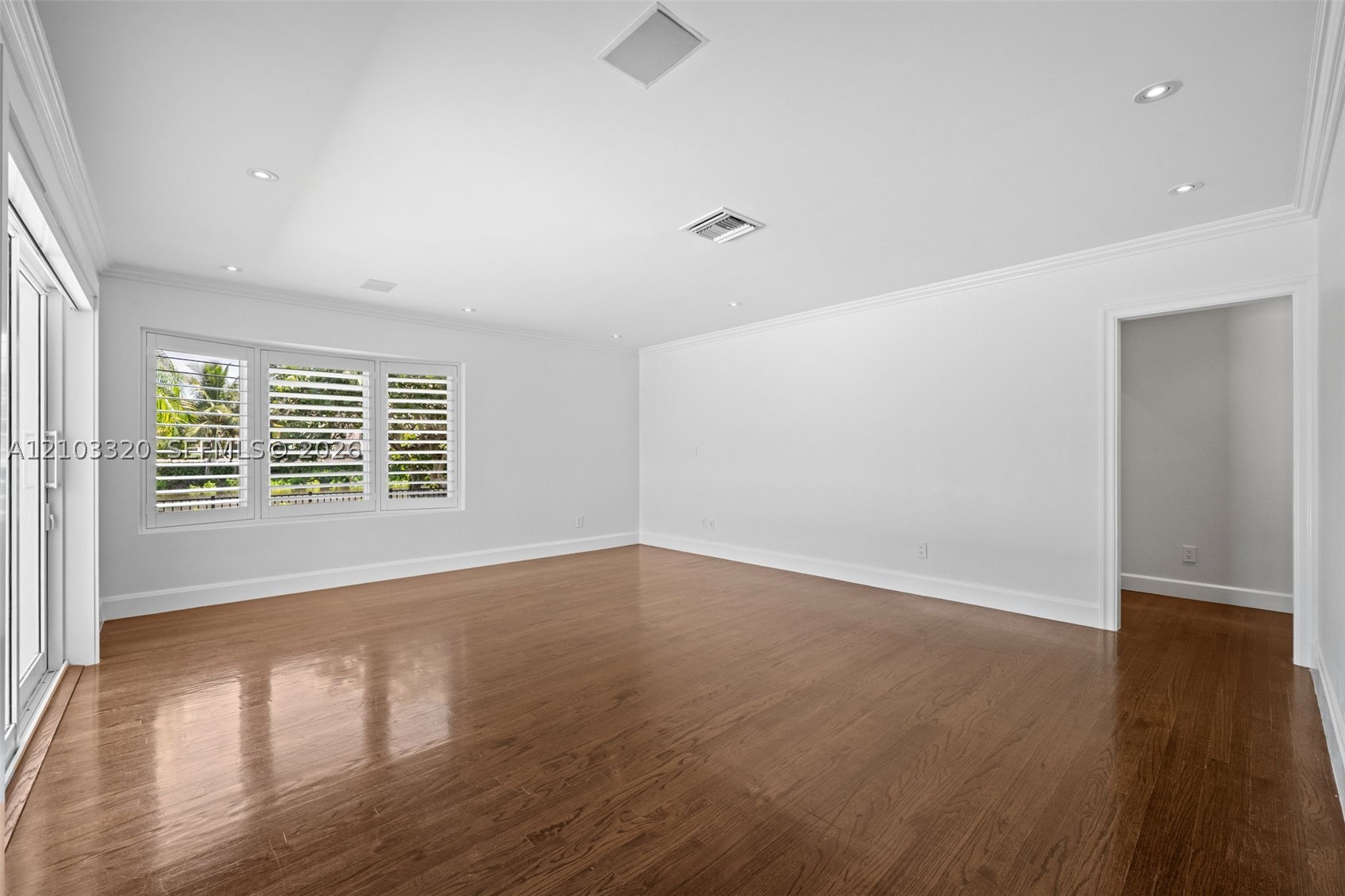420 Rovino Ave Coral Gables, FL 33156