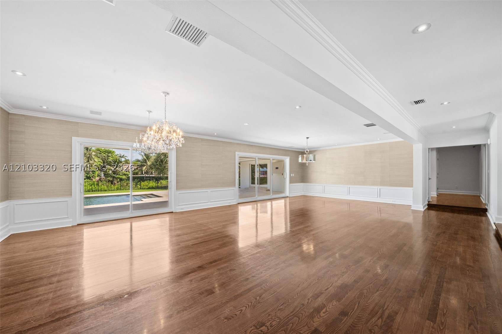 420 Rovino Ave Coral Gables, FL 33156