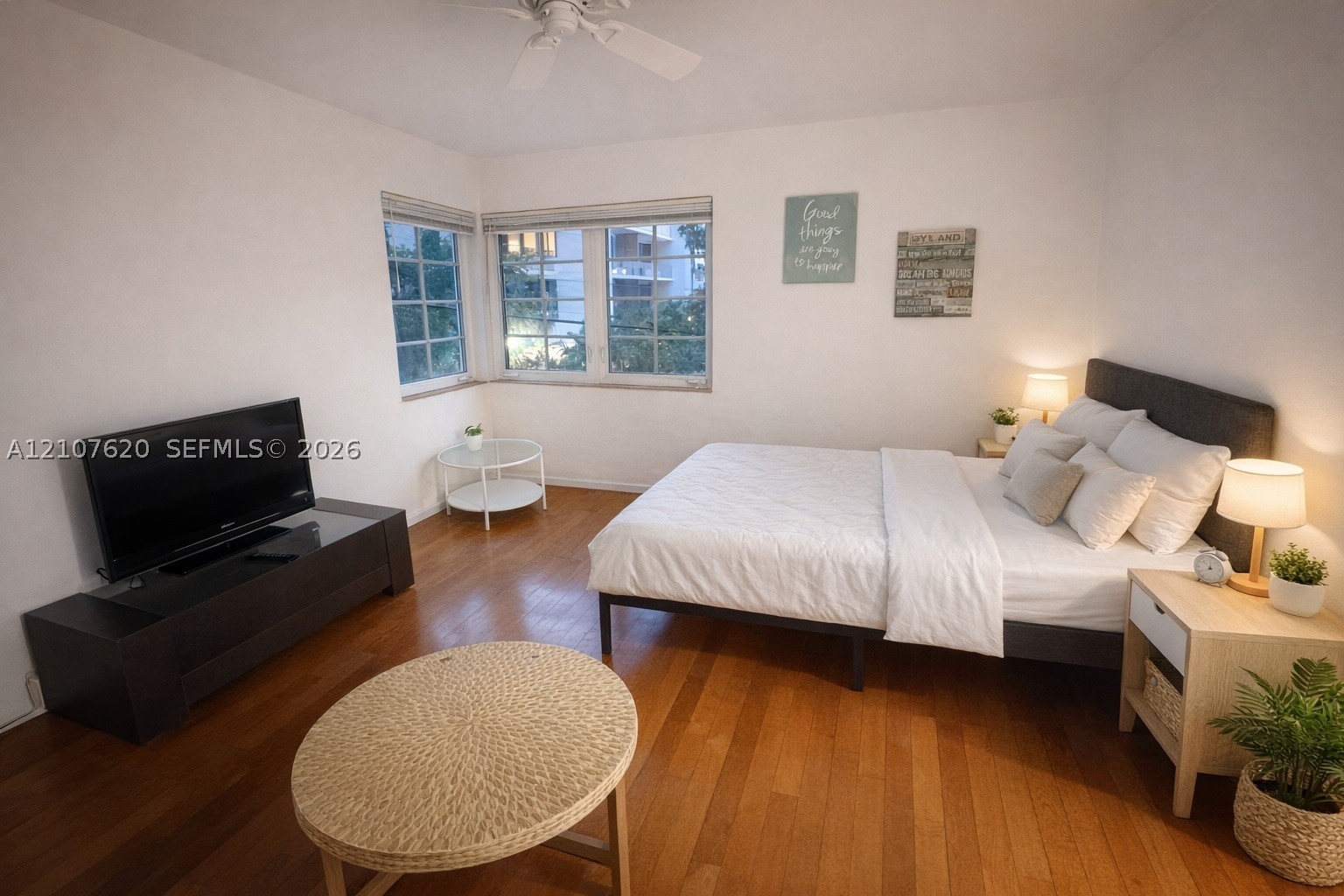 260 Euclid Ave #29