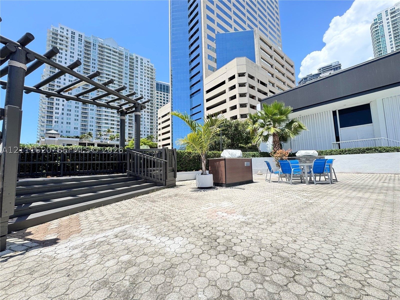 801 Brickell Bay Dr #1265 Miami, FL 33131
