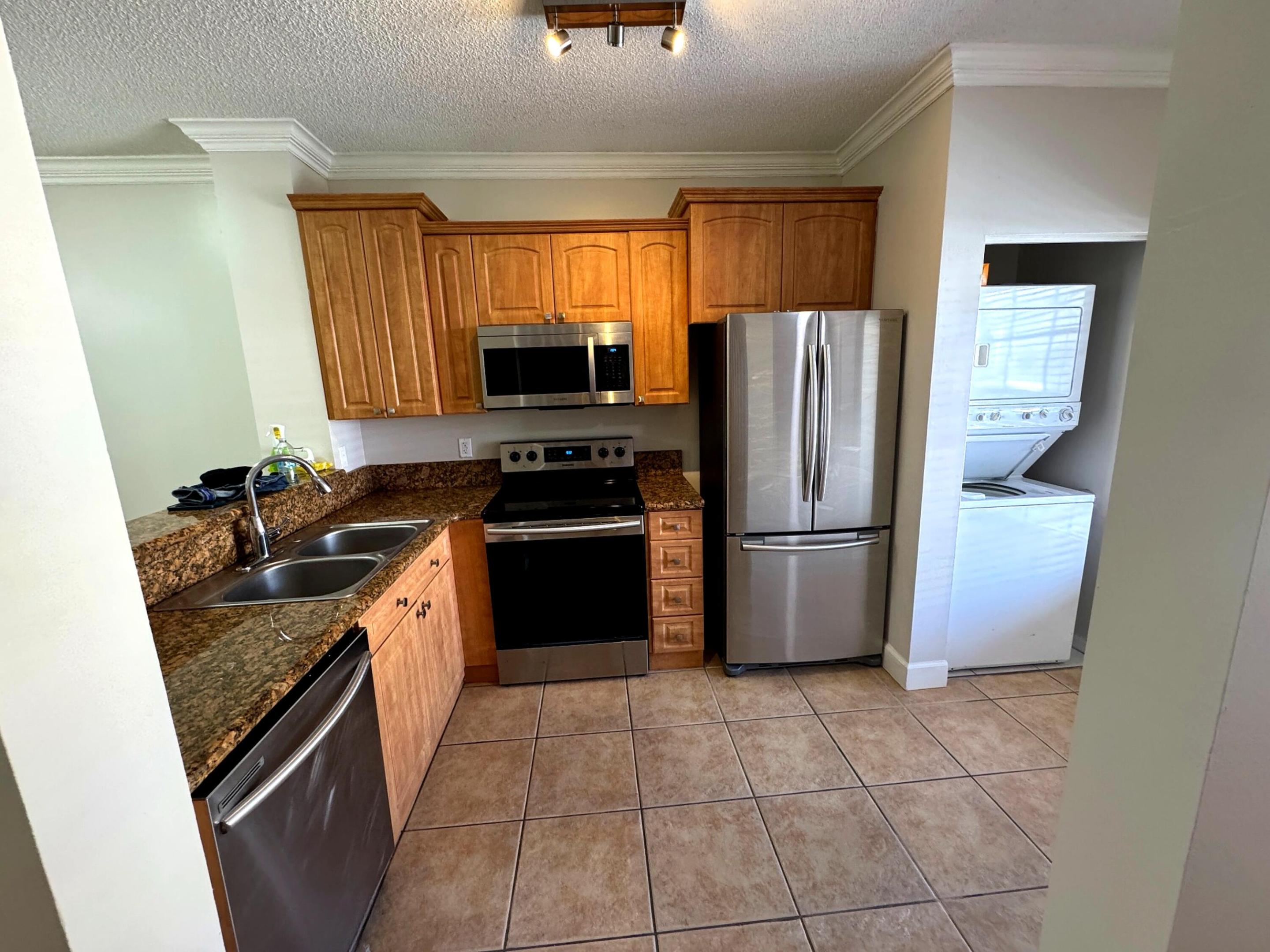 752 SW 122nd Pembroke Pines, FL 33025