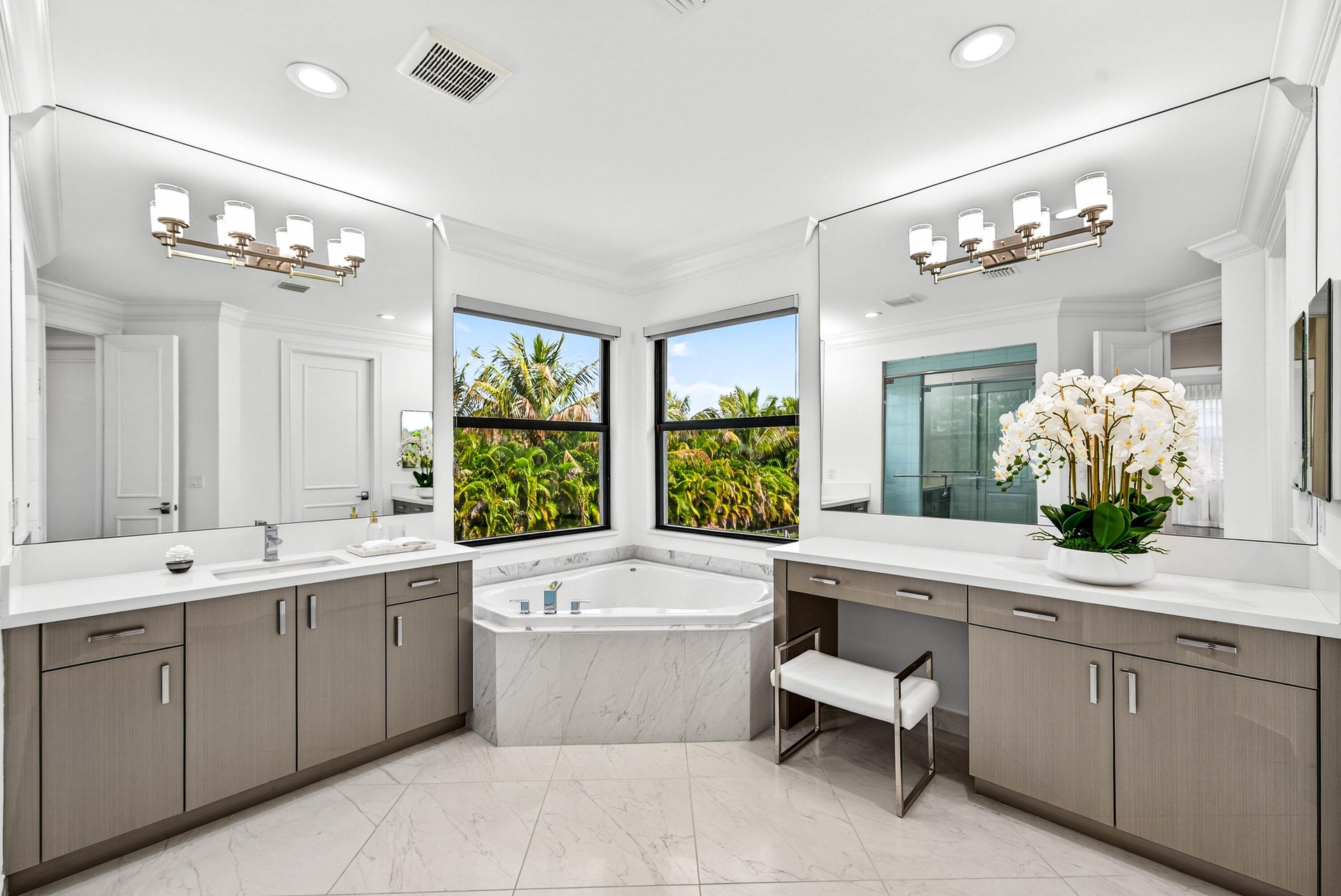 9065 Benedetta Boca Raton, FL 33496